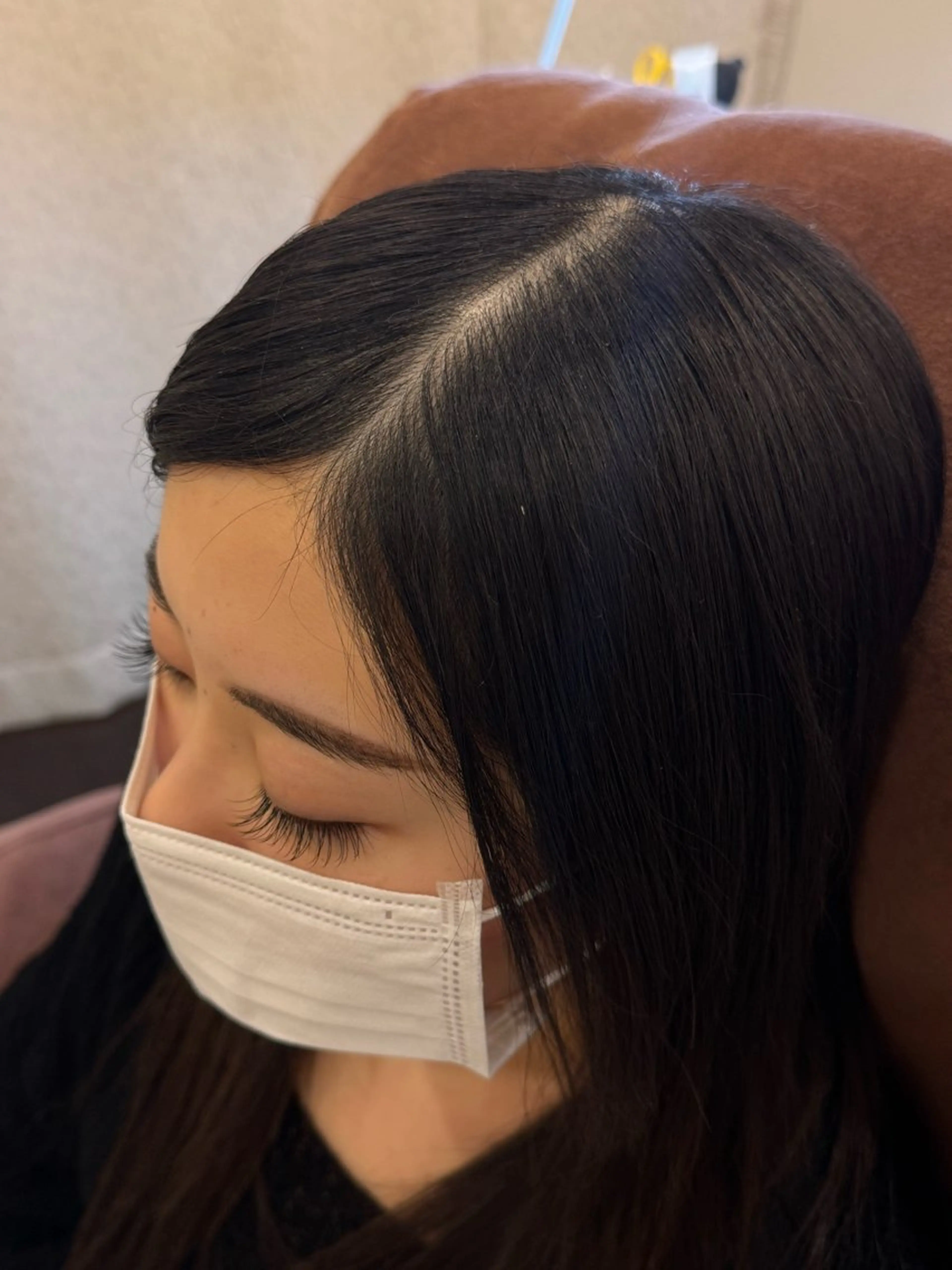 マツエク・マツパ 新村 美咲のヘアスタイル