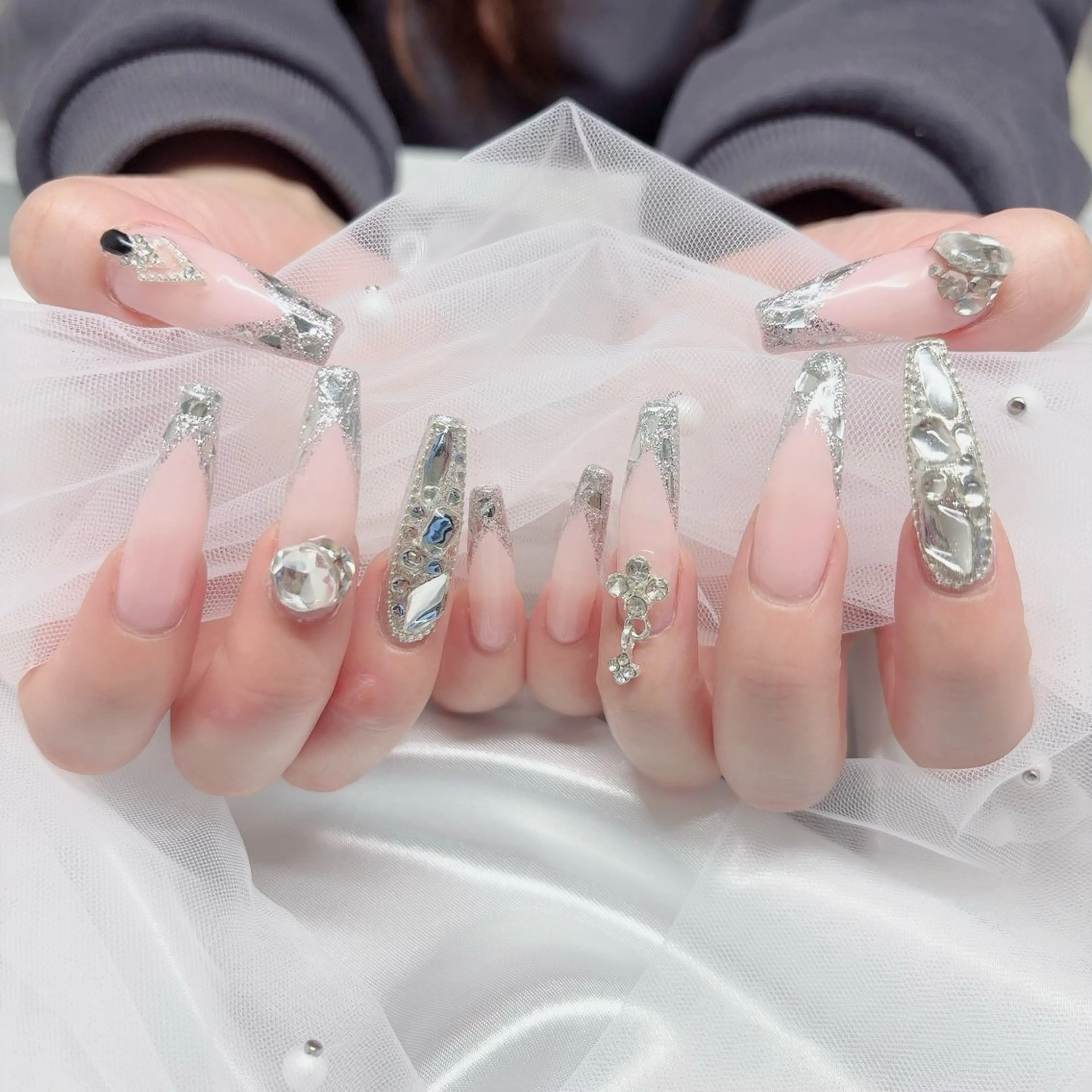 ネイル ハンドネイル m  nail 新石切のネイルデザイン