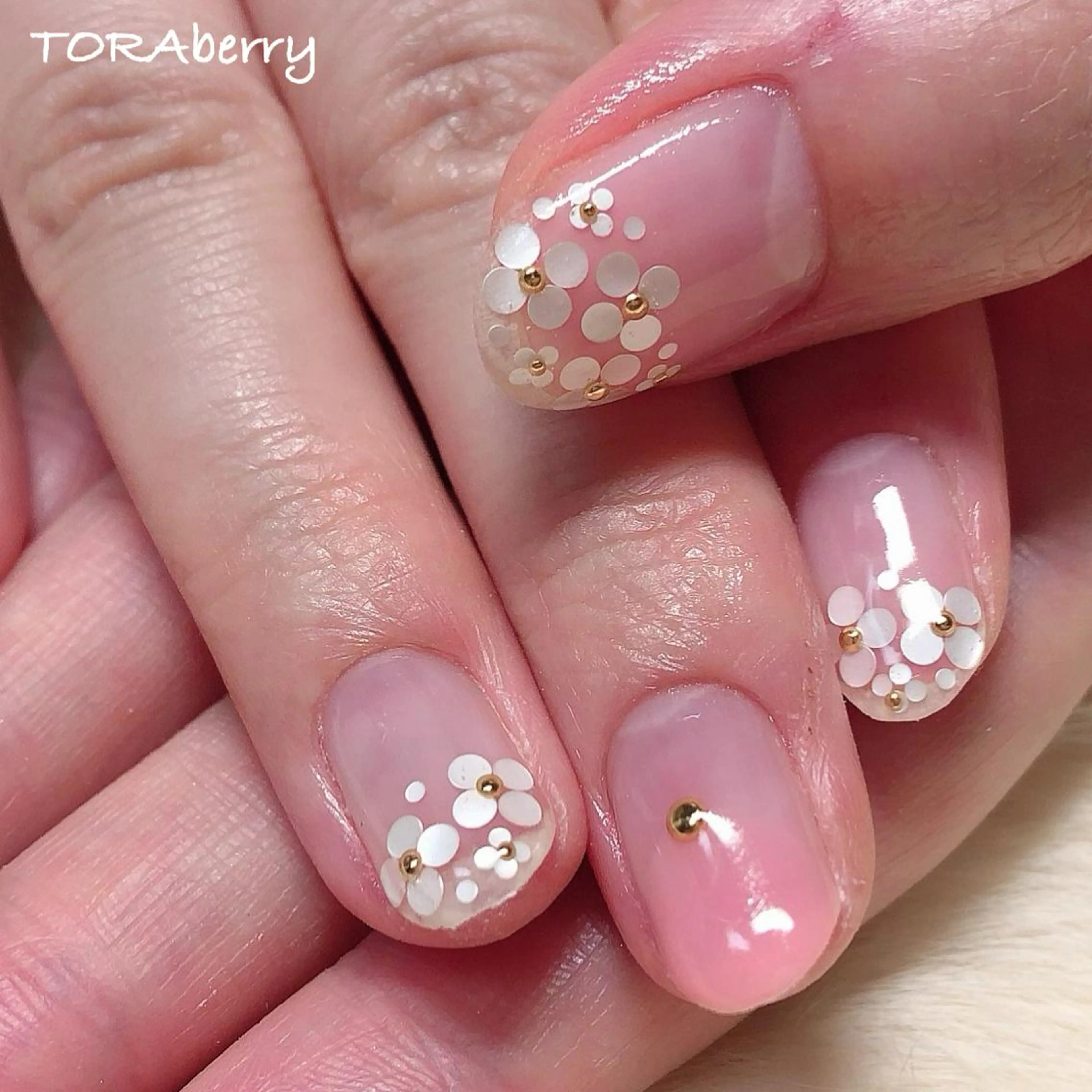 ネイル ハンドネイル ネイリスト なつみのネイルデザイン