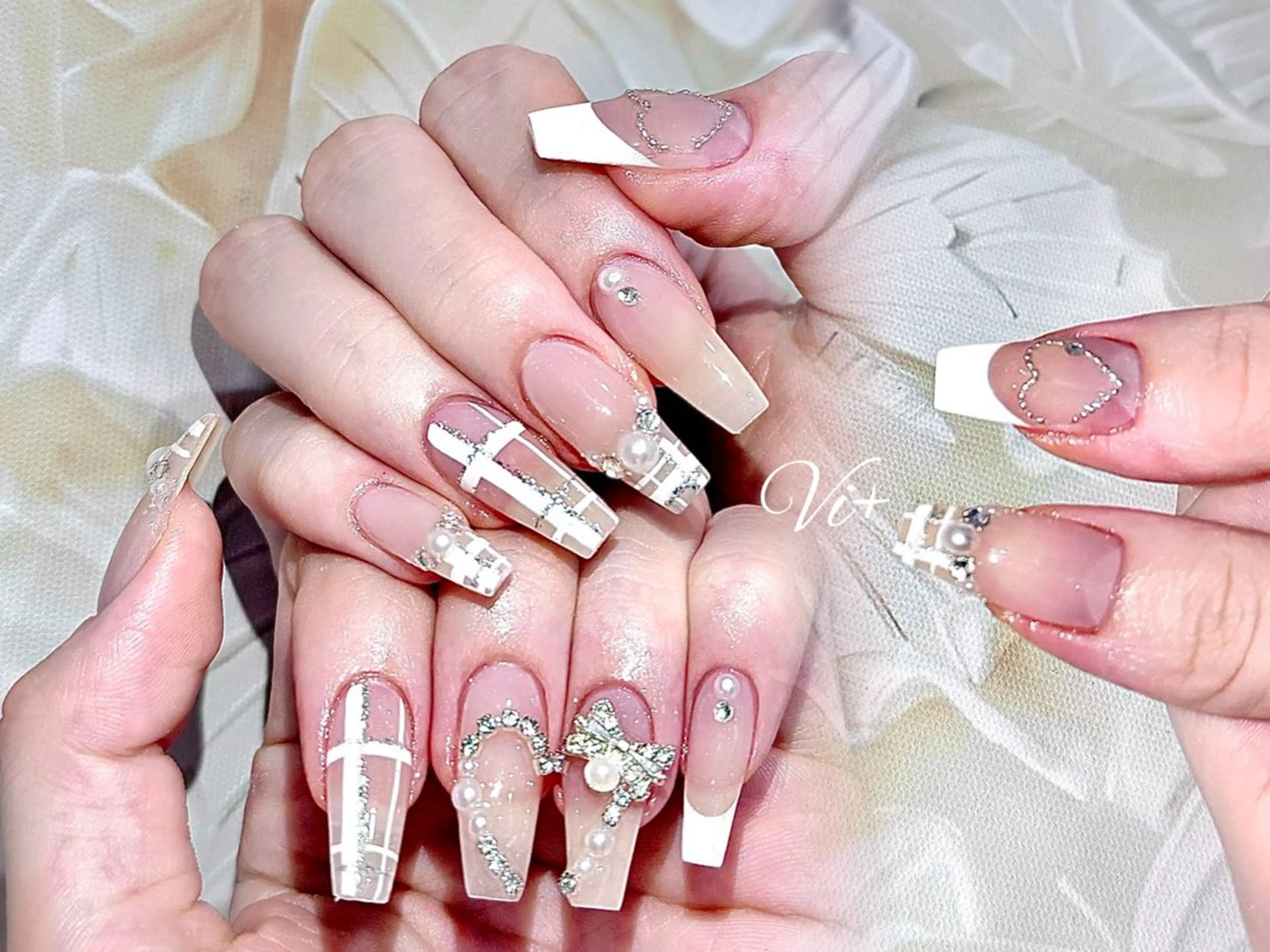 ネイル ハンドネイル ✨Nailsalon Vi+✨のネイルデザイン