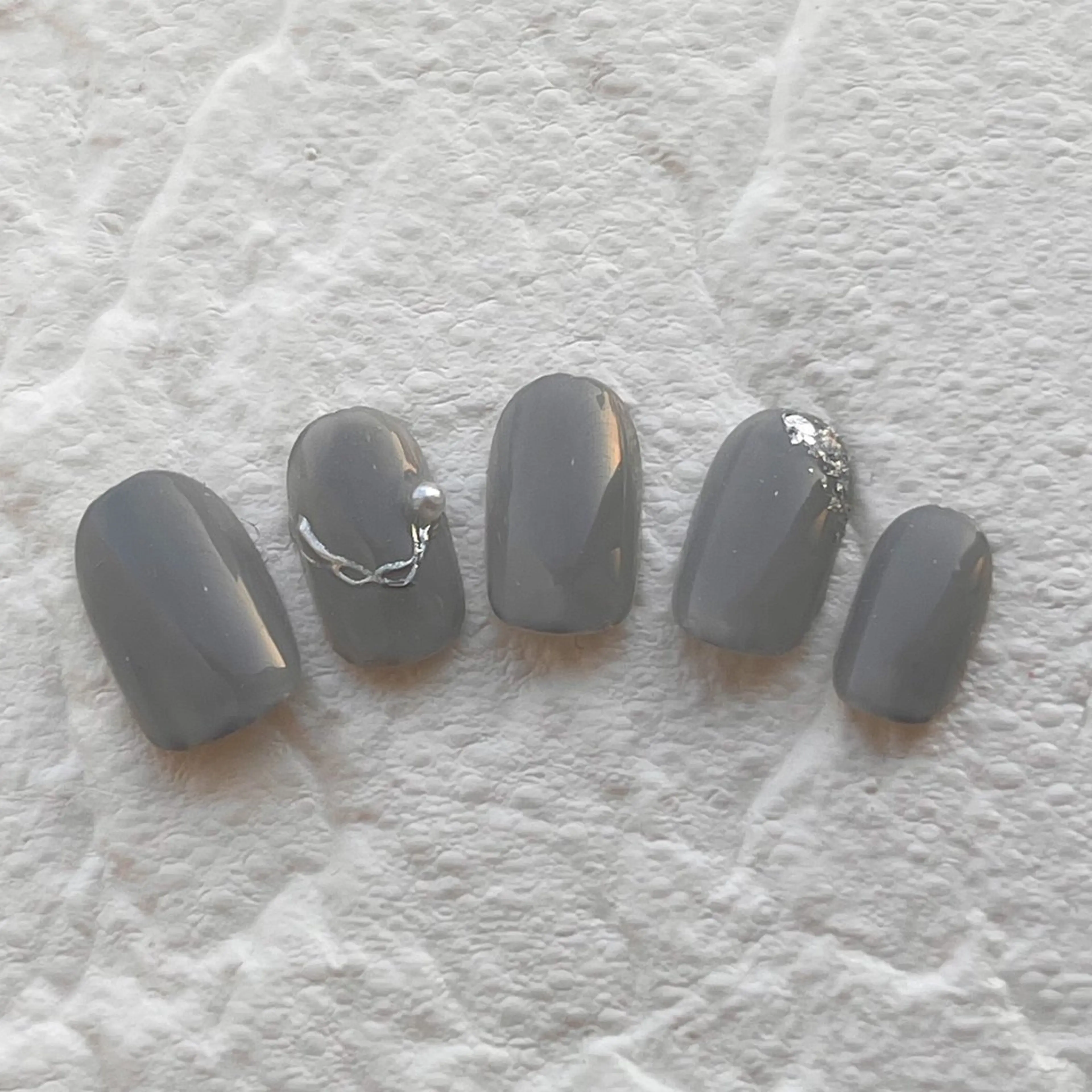 ネイル シンプルネイル Chamuel 三輪のネイルデザイン