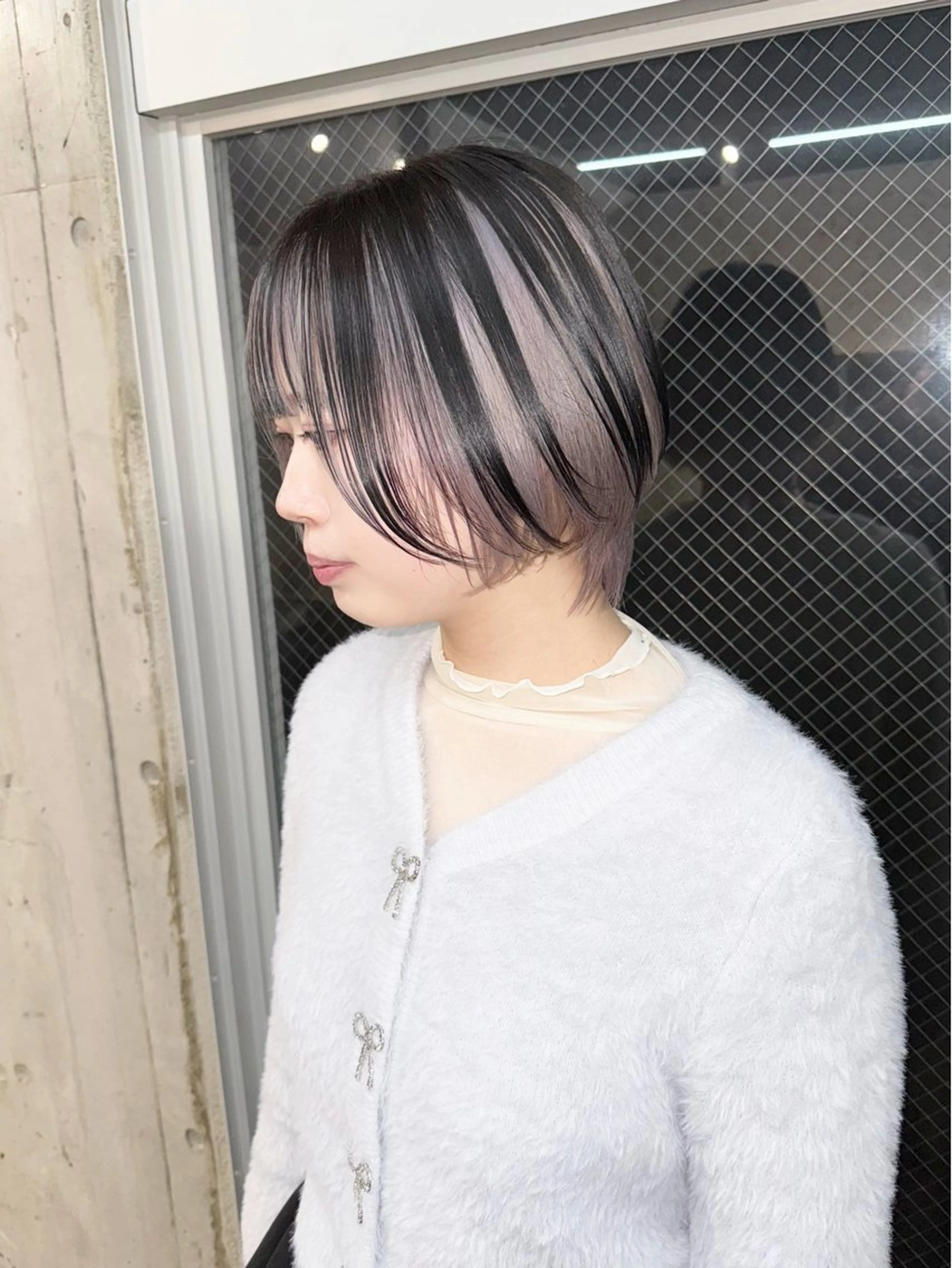 ショート カラー ヘアカラー トリートメント lani ブリーチ /ダブルカラーのヘアスタイル