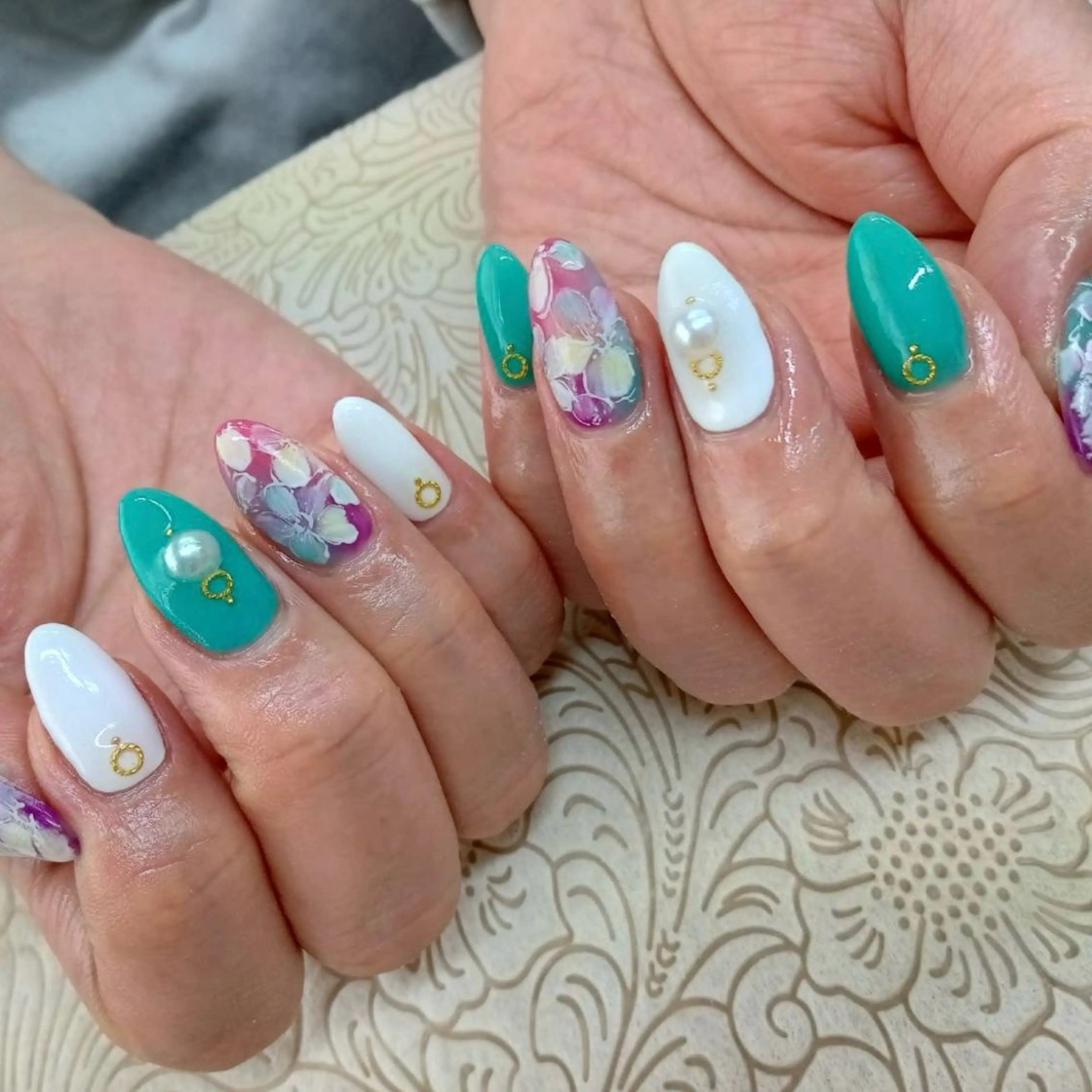 ネイル フラワーネイル precious nail room所属・precious nail  roomのネイルデザイン