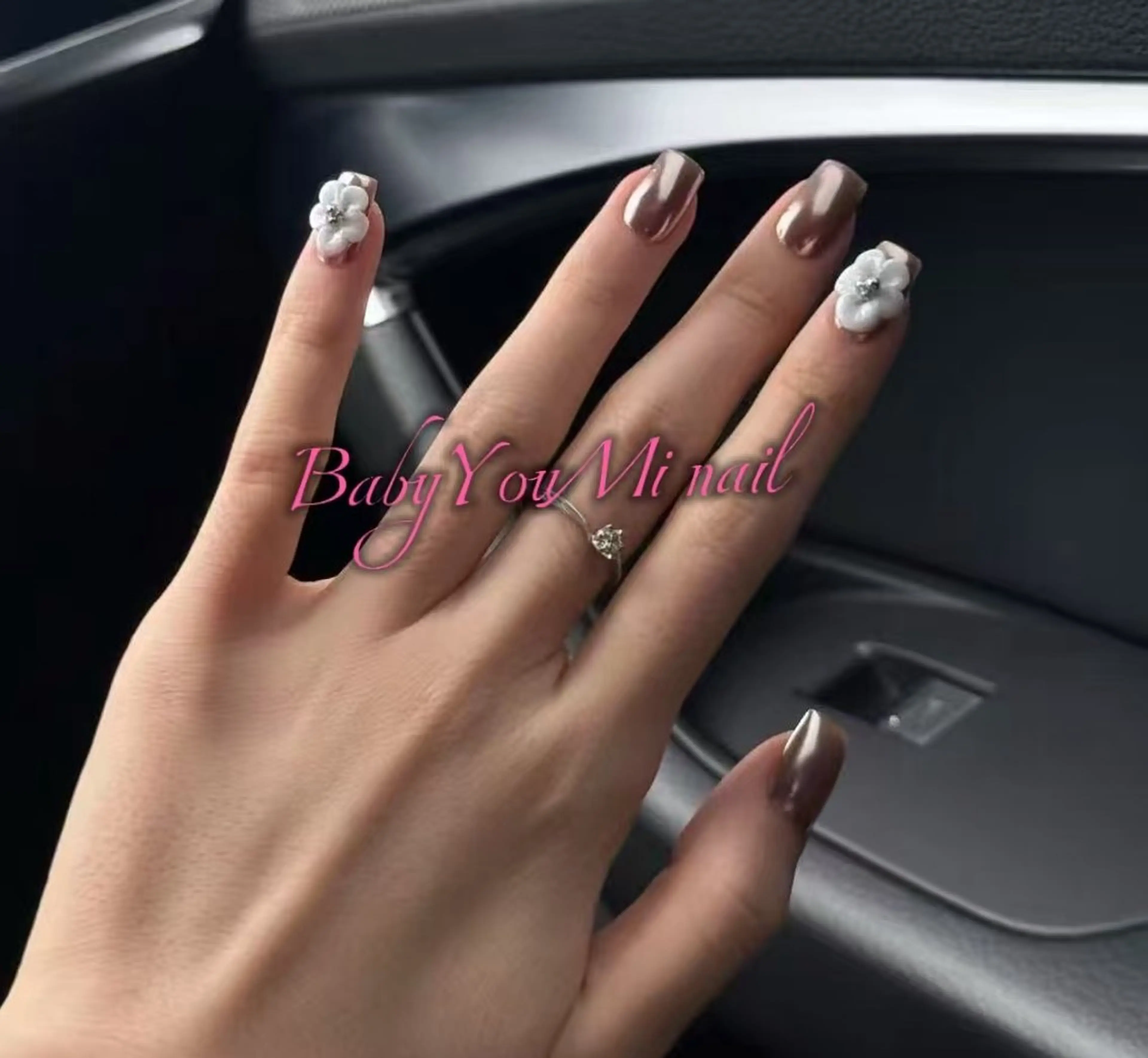 ネイル オーロラネイル フラワーネイル フットネイル フレンチネイル ジェルネイル ハンドネイル Oomiya 服部のネイルデザイン