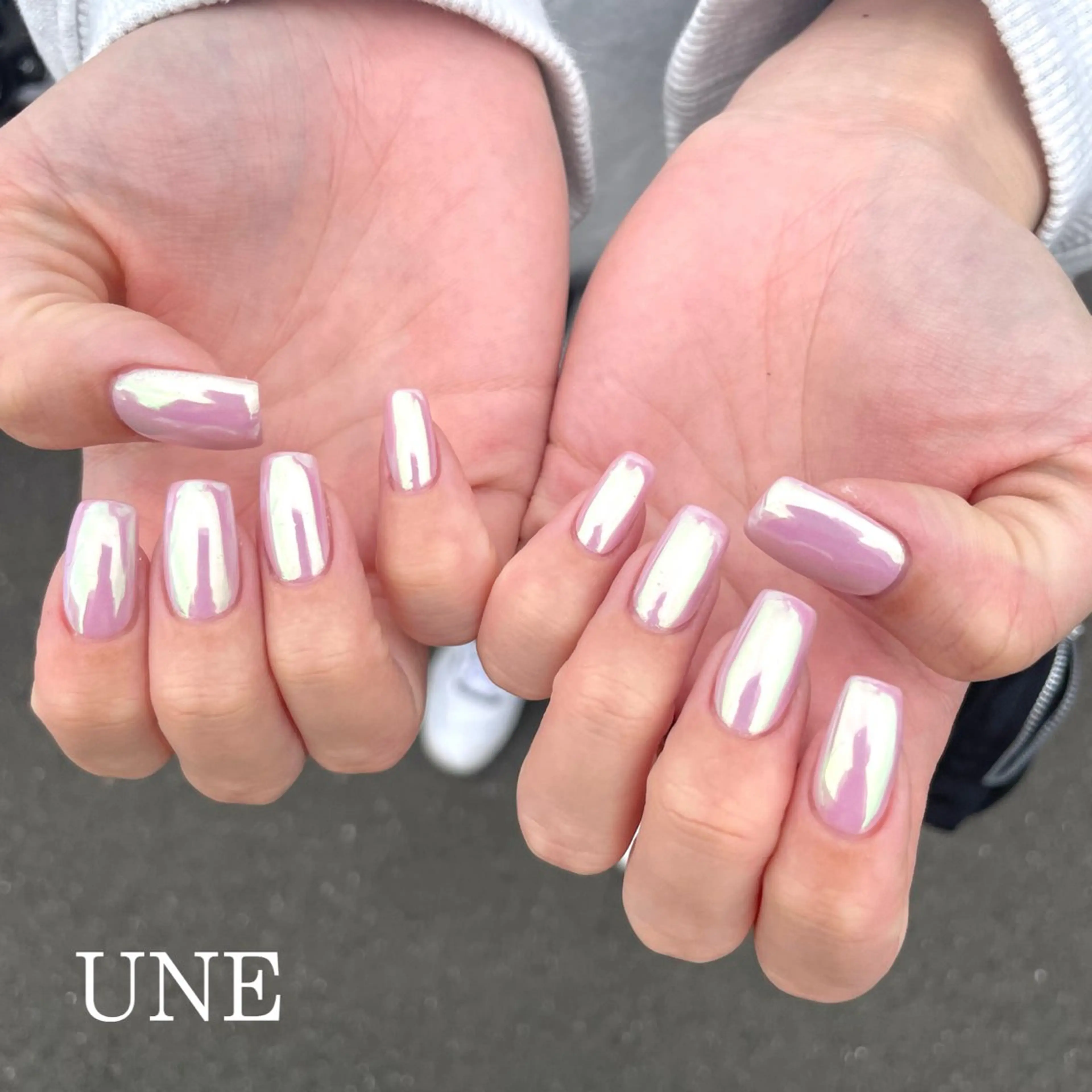 ネイル 氷ネイル・うるうるネイル ピンク UNE.【ユヌ】 Jr.NANAのネイルデザイン