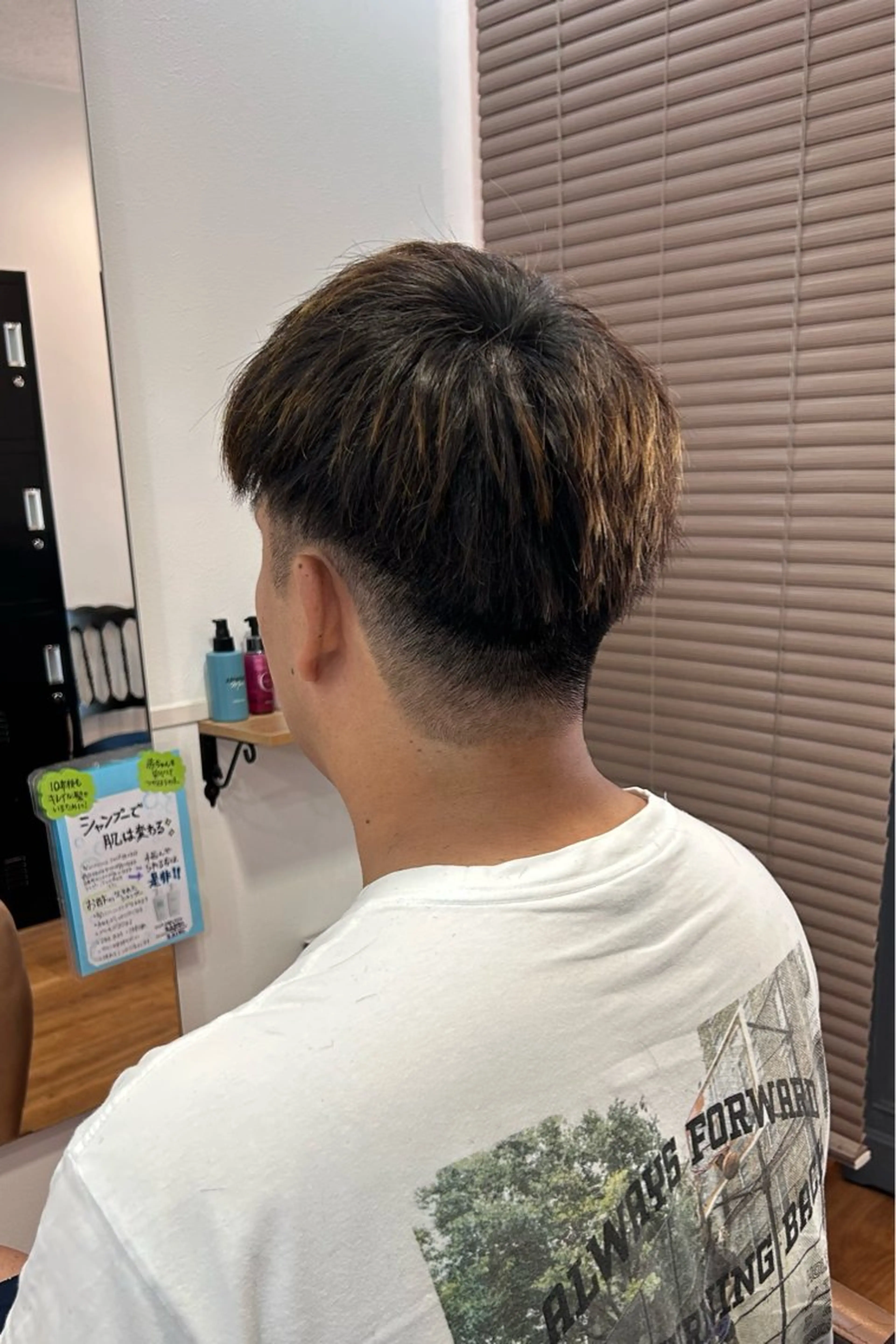 ショート メンズ ツーブロック カット flower所属・原田 歩実のヘアスタイル