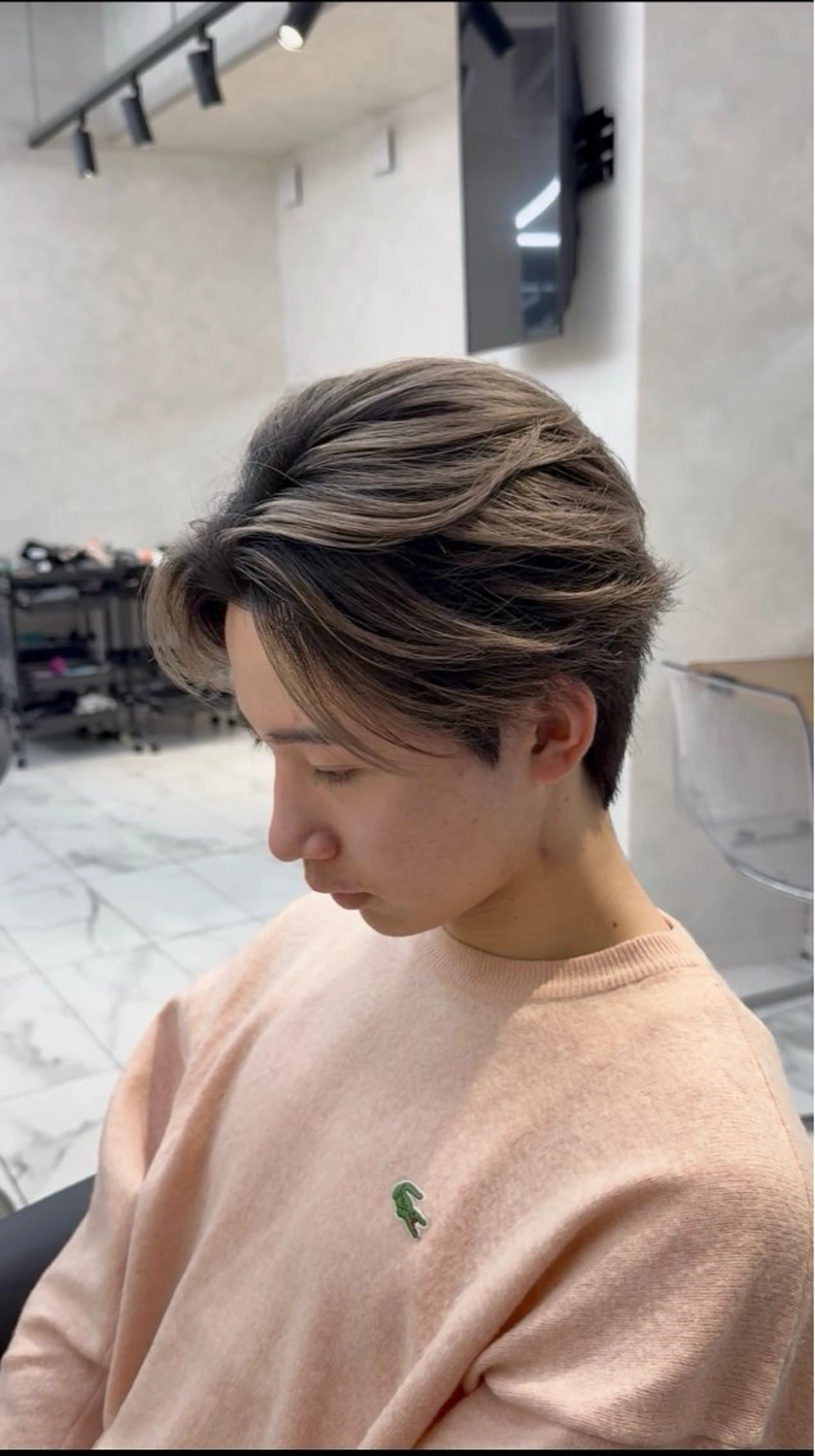 カラー バレイヤージュ ／ ユウイのヘアスタイル