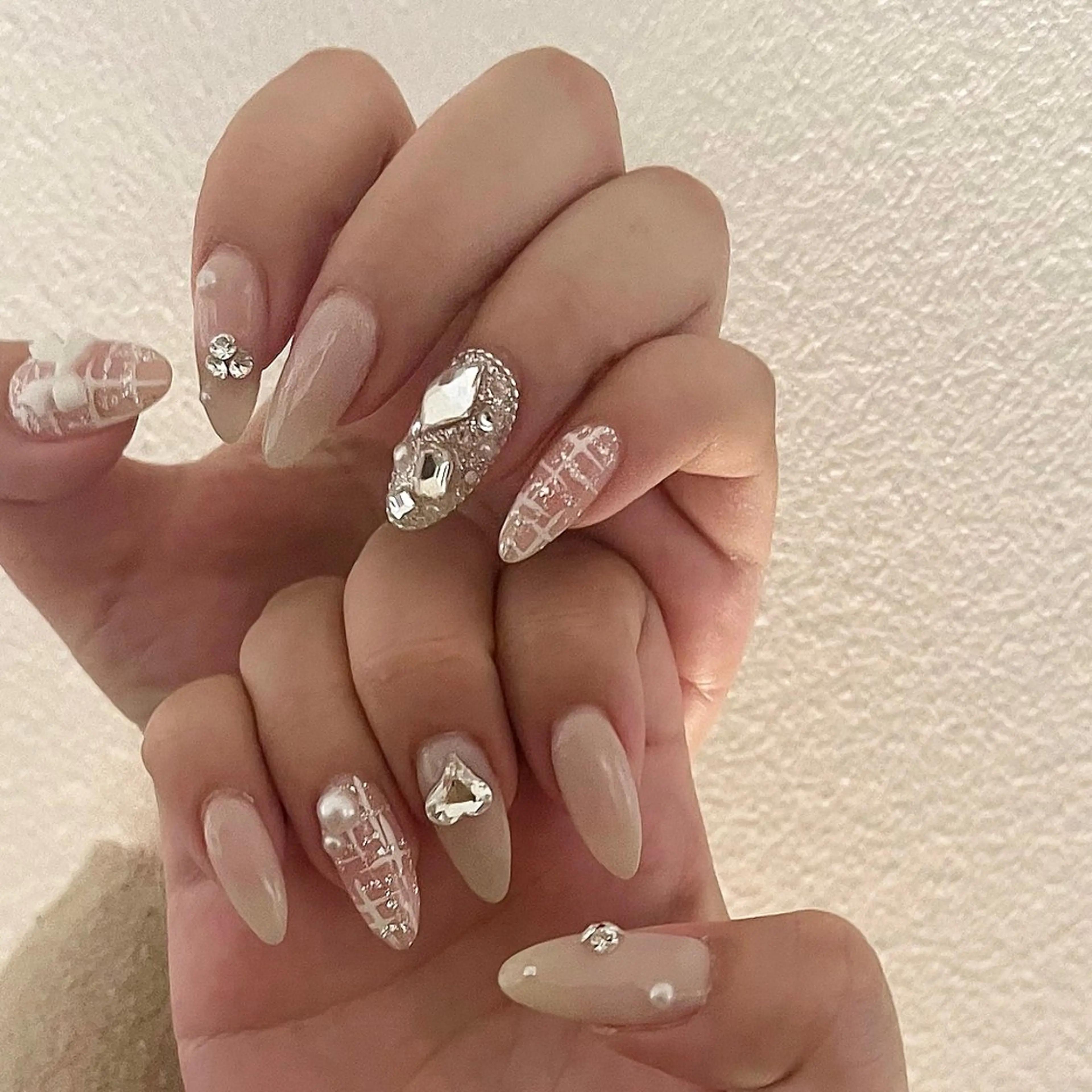 ネイル ガーリー ハンドネイル Bianca川越西口 KITAZAKI🫧のネイルデザイン