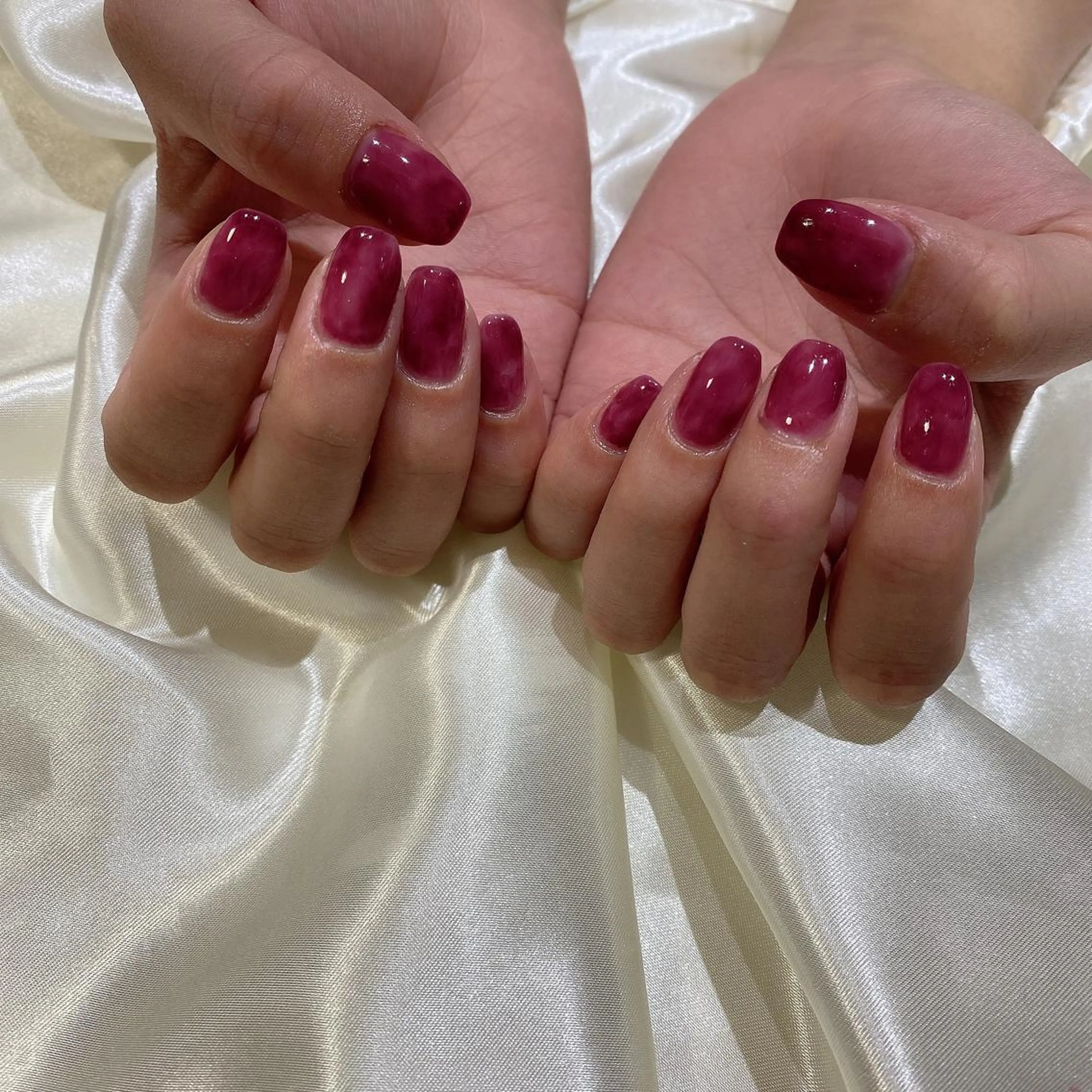 ネイル ハンドネイル 西岡 杏のネイルデザイン