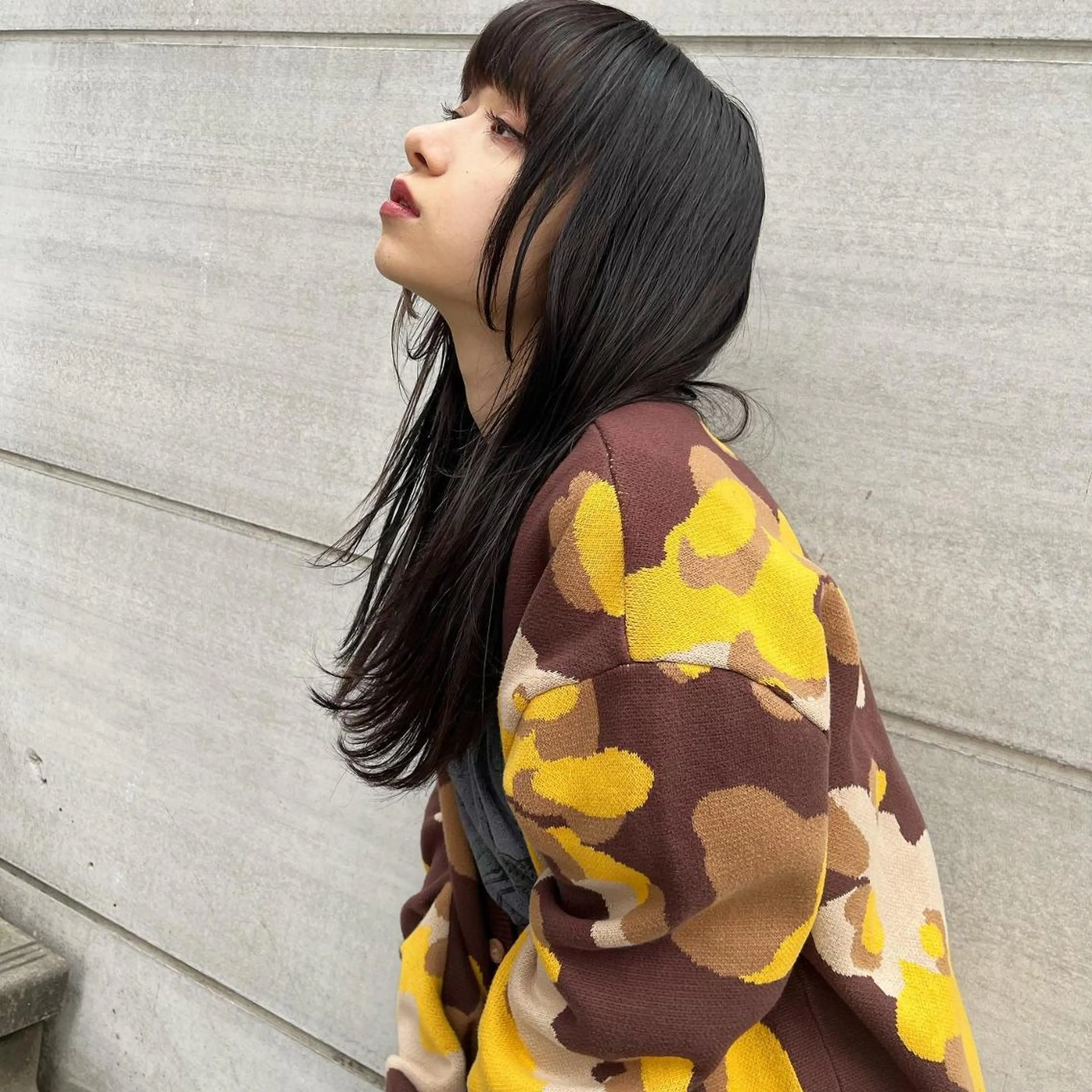 ミディアム カラー ヘアアレンジ デザインカラー ハイライトカラー インナーカラー くせ毛 ハイライト 韓国/髪質改善💘 櫻井かれんのヘアスタイル