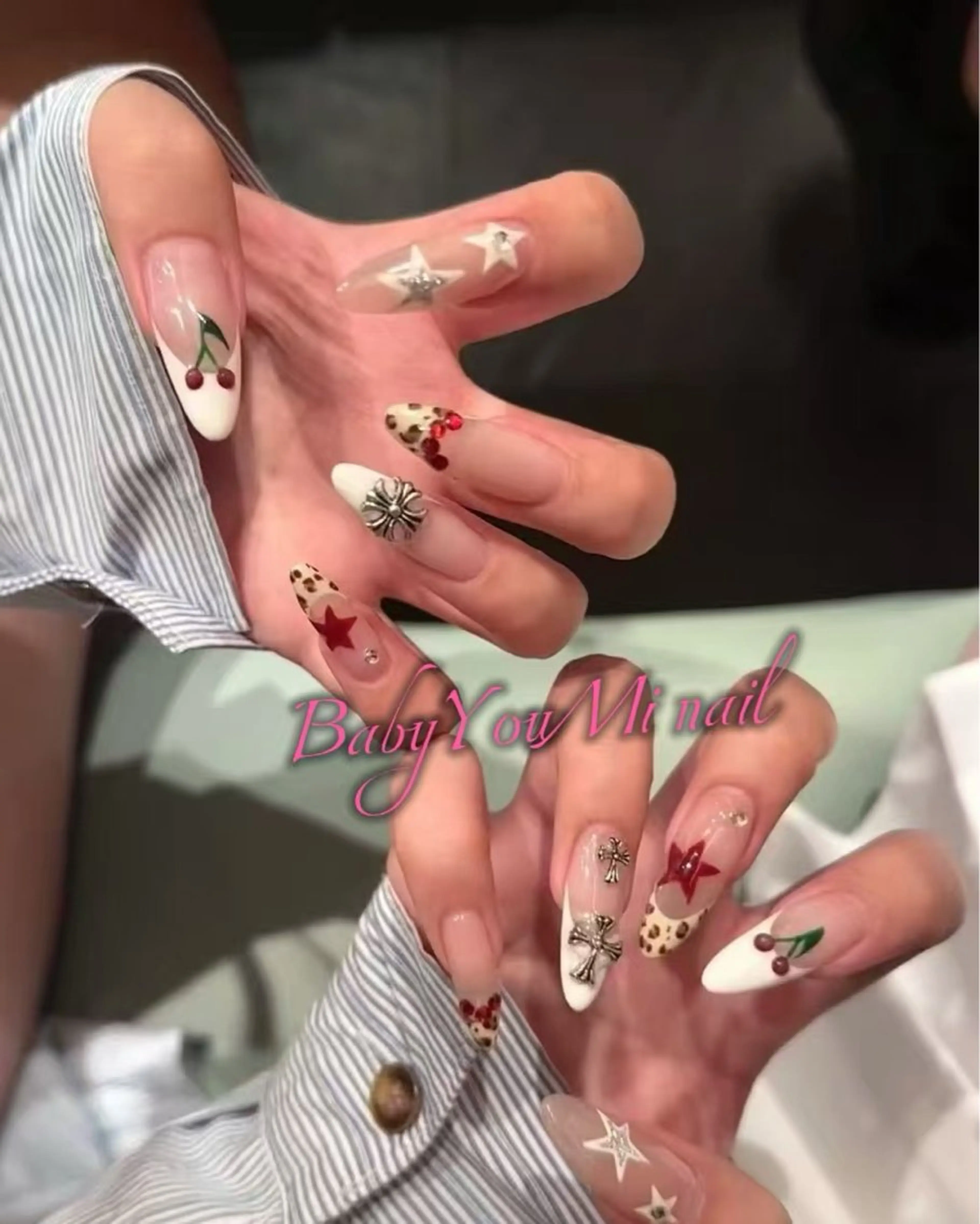 ネイル オーロラネイル フラワーネイル フットネイル フレンチネイル ジェルネイル ハンドネイル BabyYouMi nailのネイルデザイン