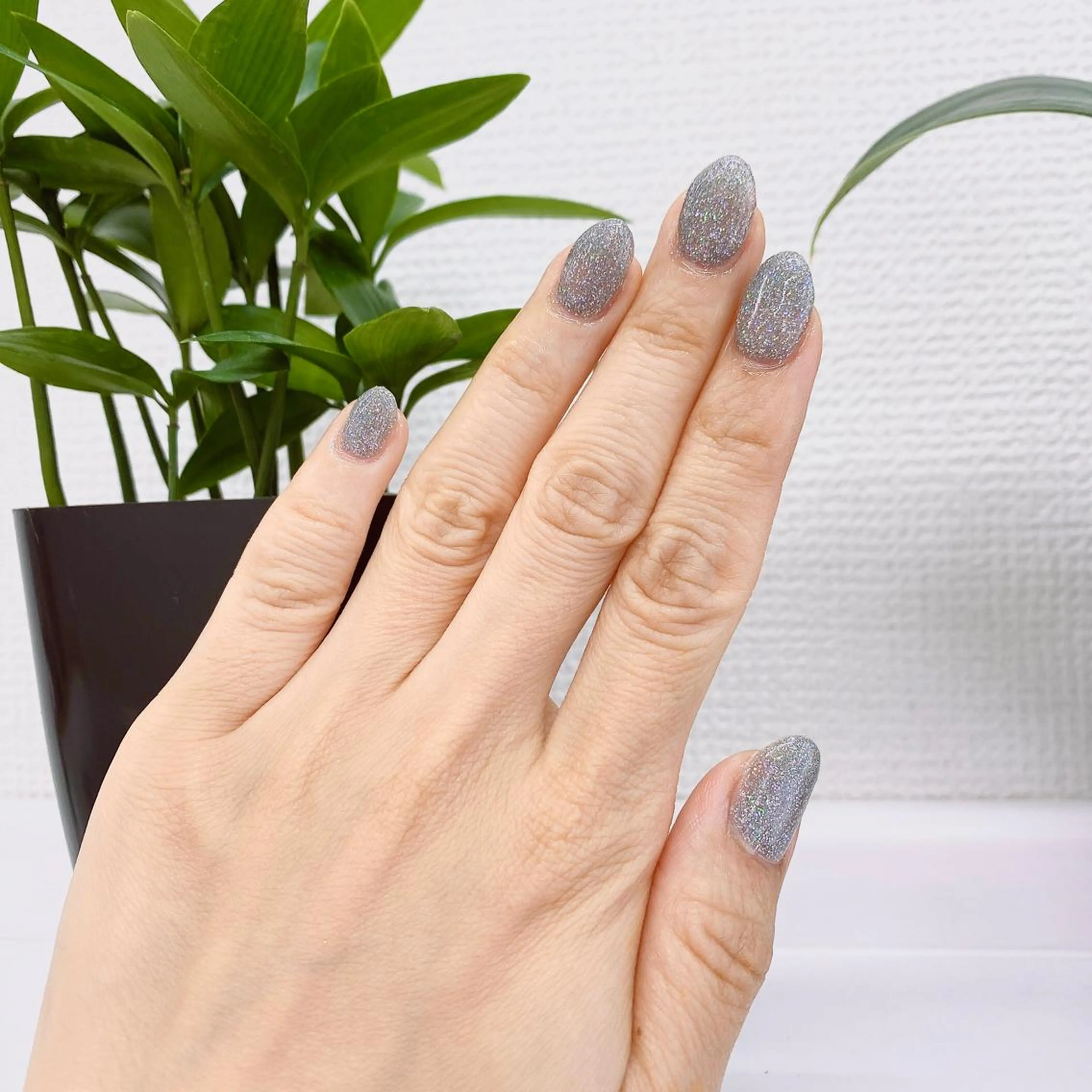 ネイル フラッシュネイル キラキラネイル Romine アイラッシュ&ネイルのマツエク・マツパデザイン