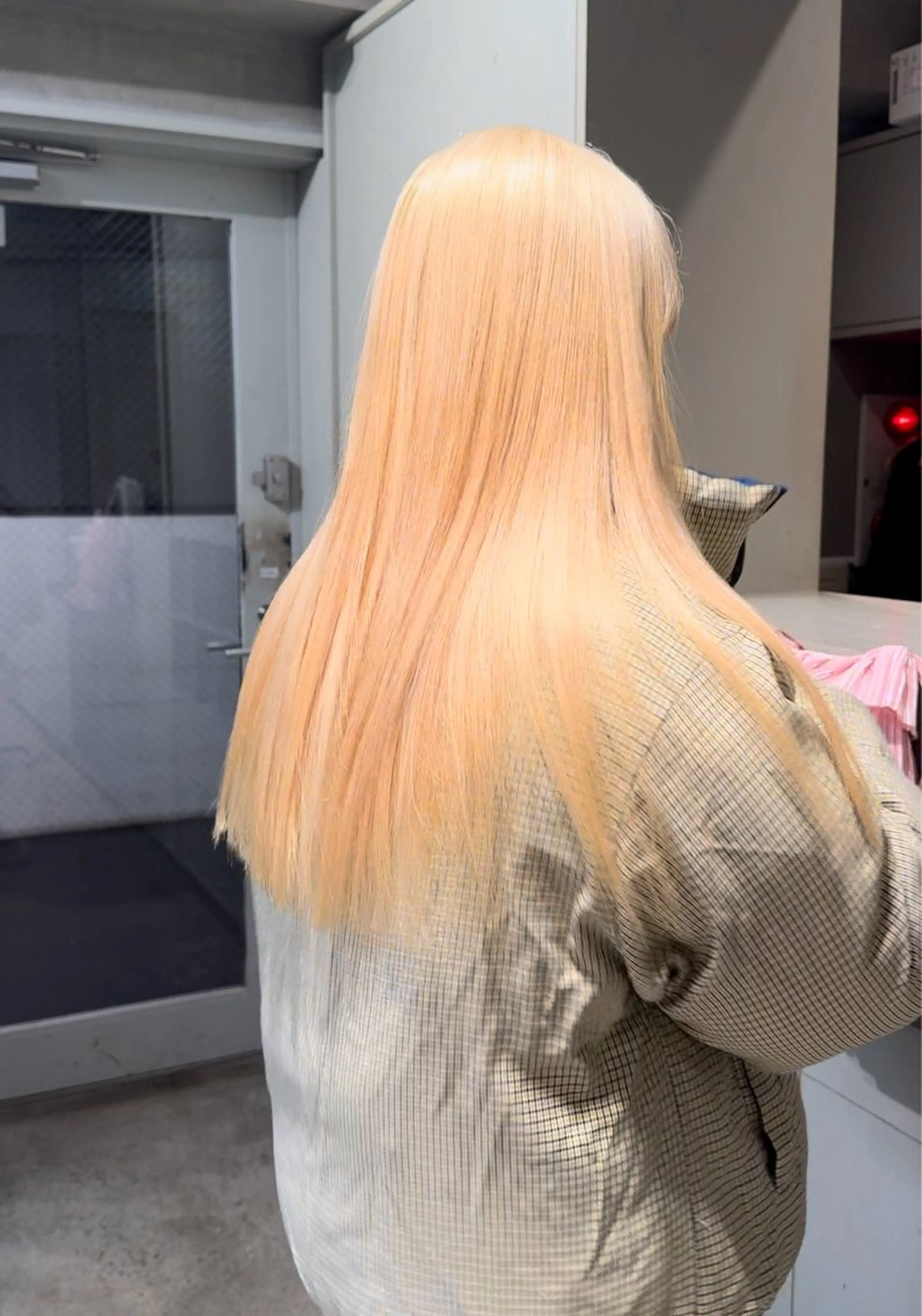 ダブルケアカラー🤍✨[ブリーチ込み]の写真