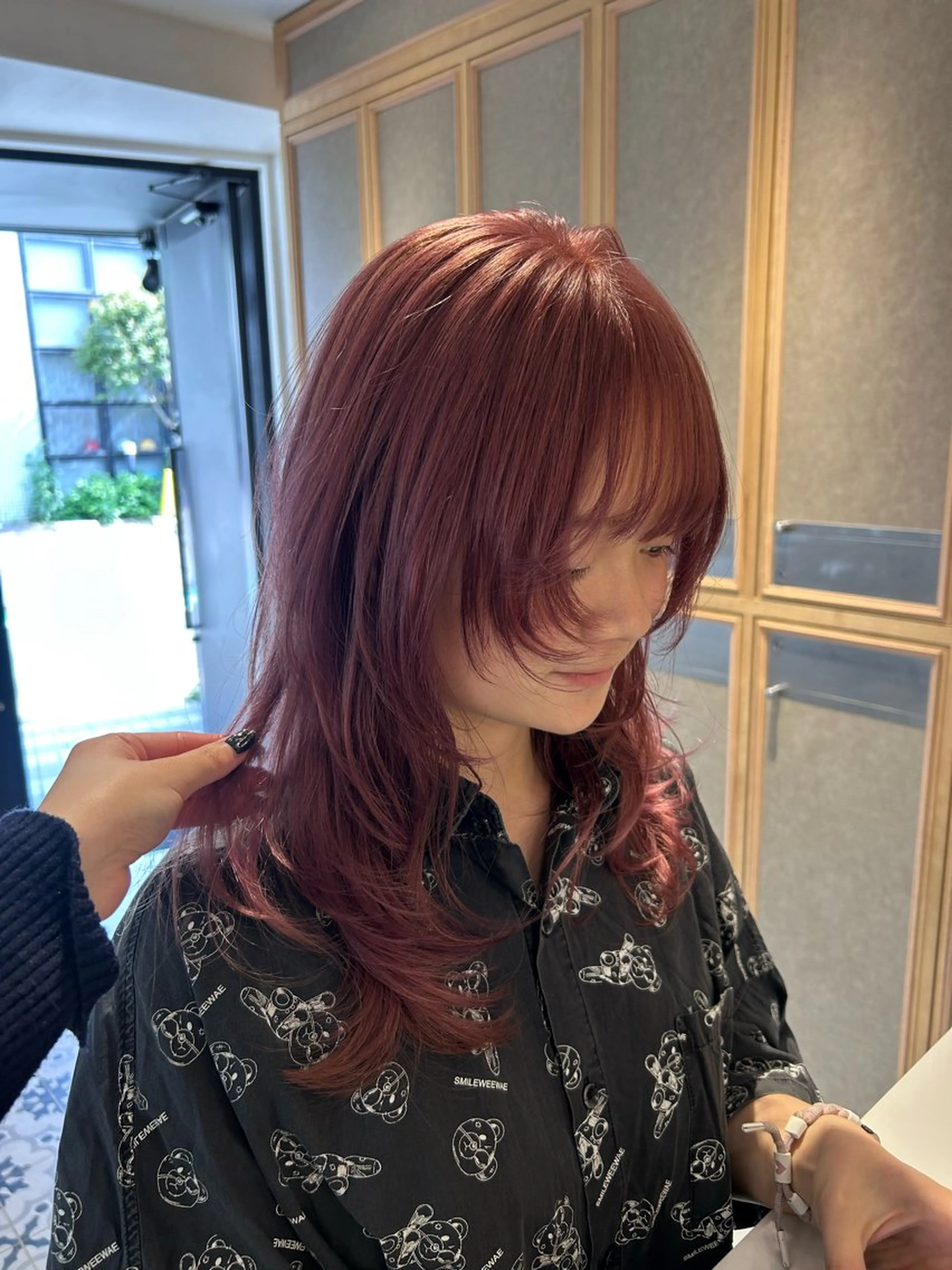 セミロング カラー カット ヘアカラー トリートメント ヘッドスパ ヘアセット miko🪽地毛風/ ハイトーン/レイヤーのヘアスタイル