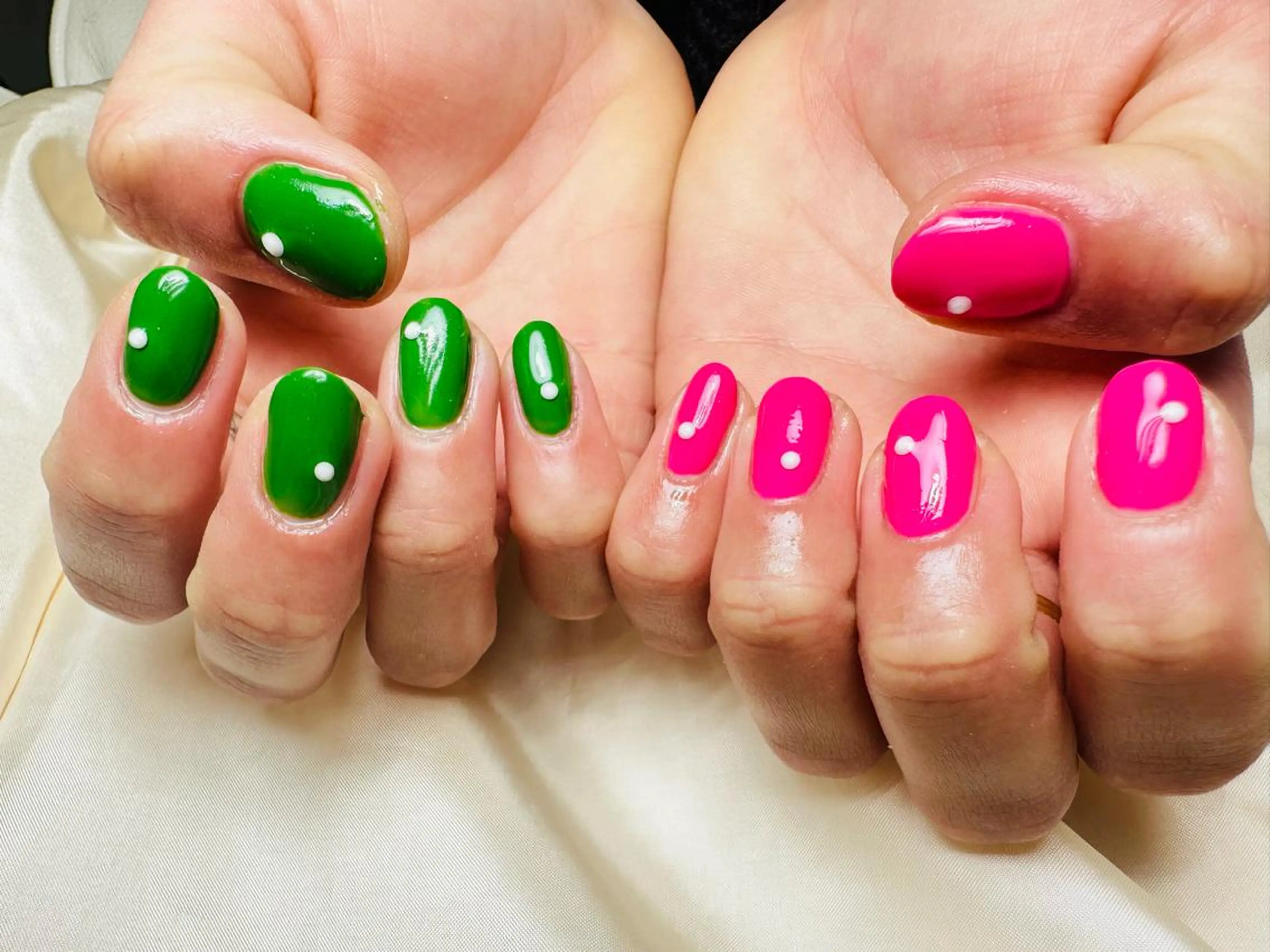 ネイル マルサンカクシカク所属・○△□ 守口市のネイルデザイン