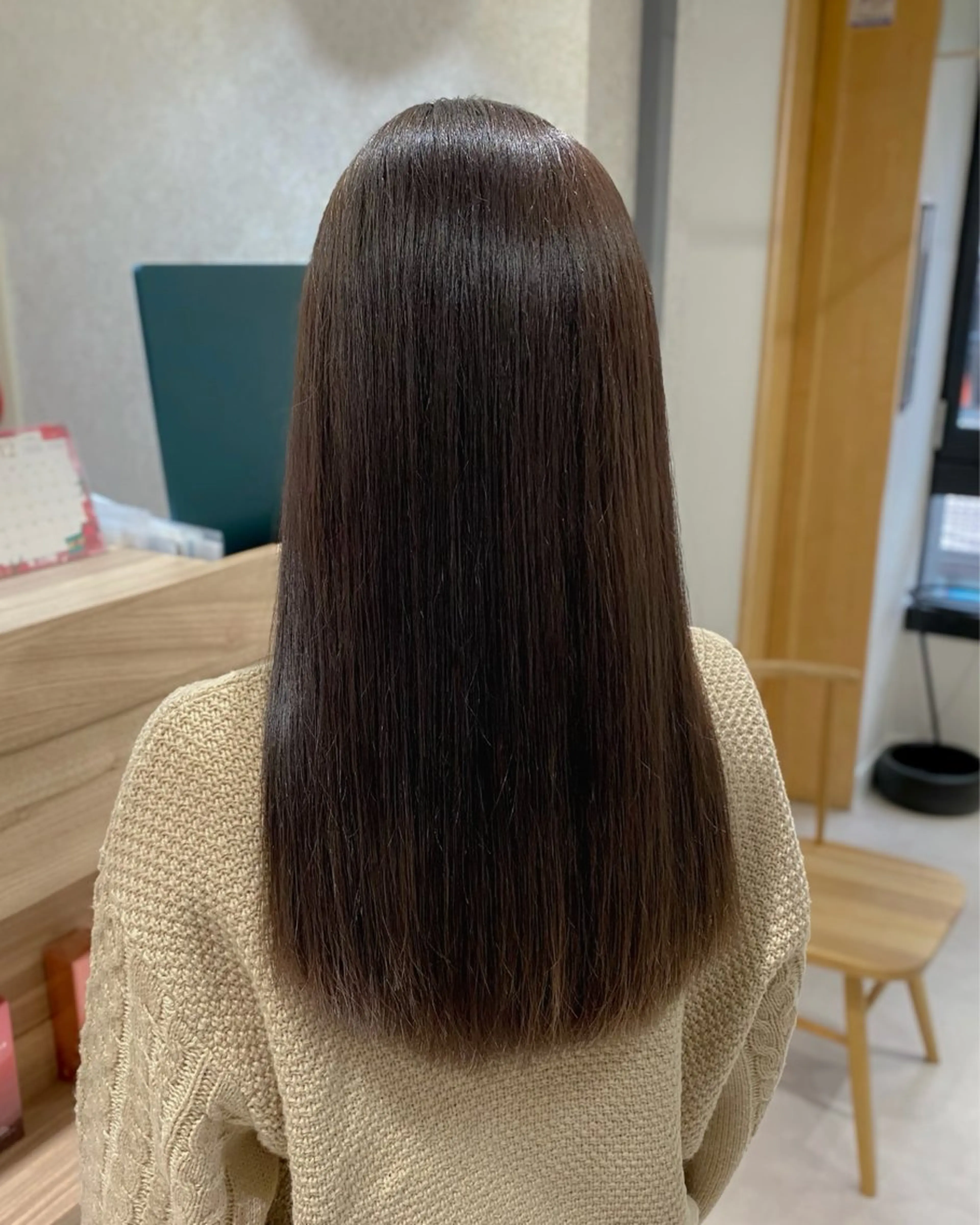 ロング カラー ブラウンカラー ナチュラルブラウン カット ヘアカラー トリートメント 三宅健太/レイヤー/ ボブ/透明感カラーのヘアスタイル