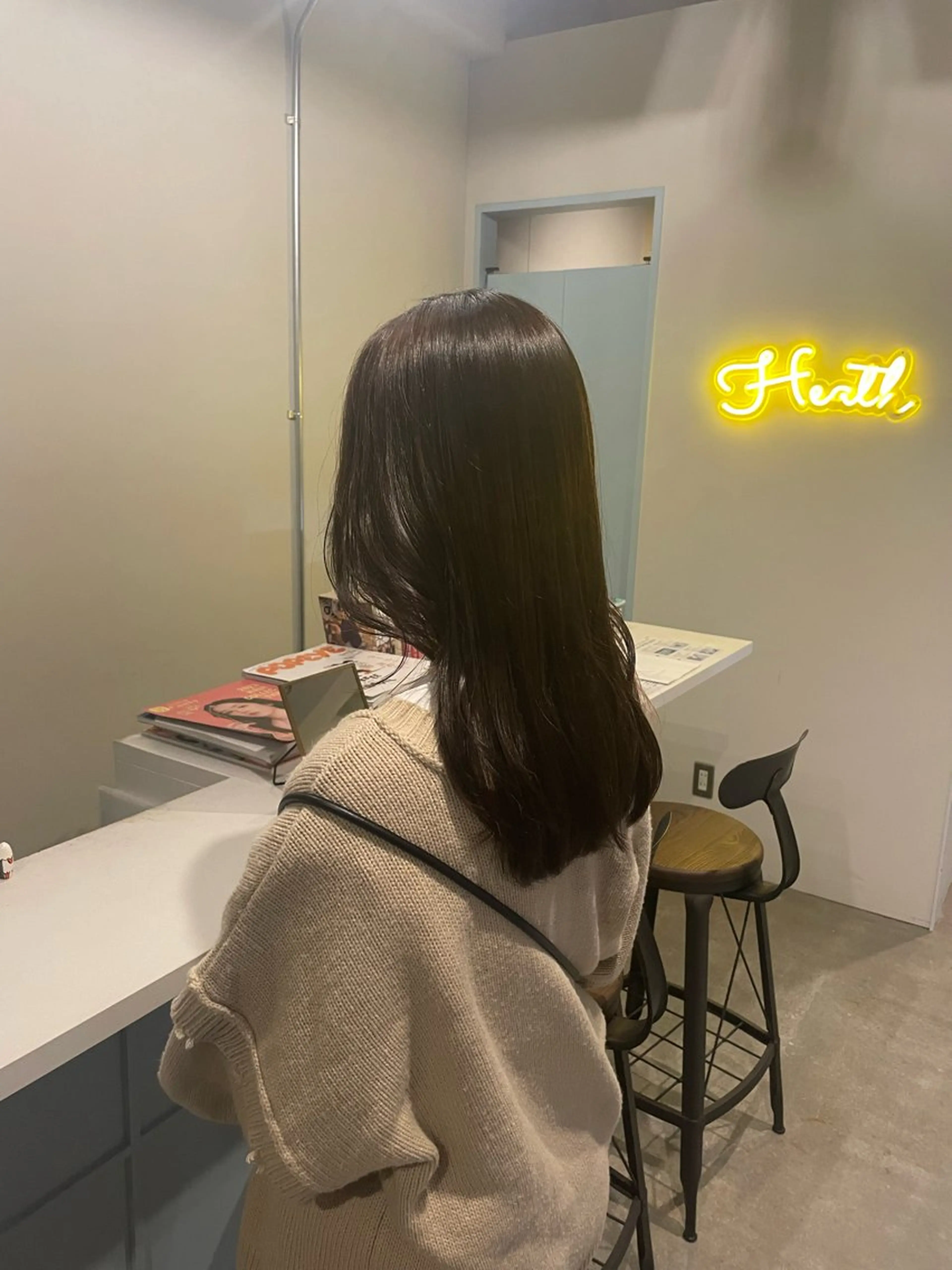 ミディアム カラー Heath所属・Heath 姪浜 ⌇フタバのヘアスタイル