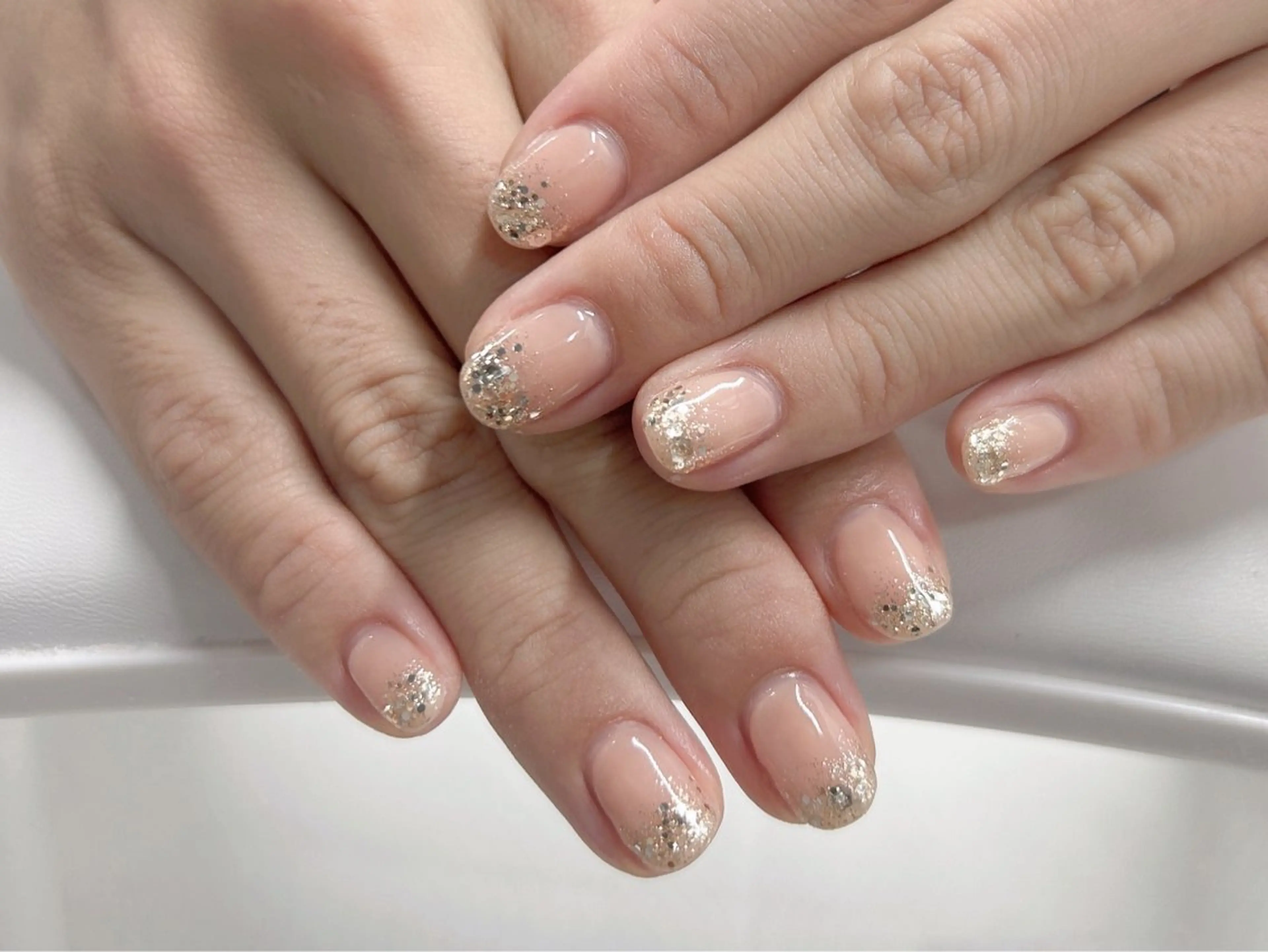 ネイル 桜ネイル グラデーション キラキラネイル ラメ(グリッター) ラメグラデーション ハンドネイル Forca total studio所属・Forca Airaのネイルデザイン