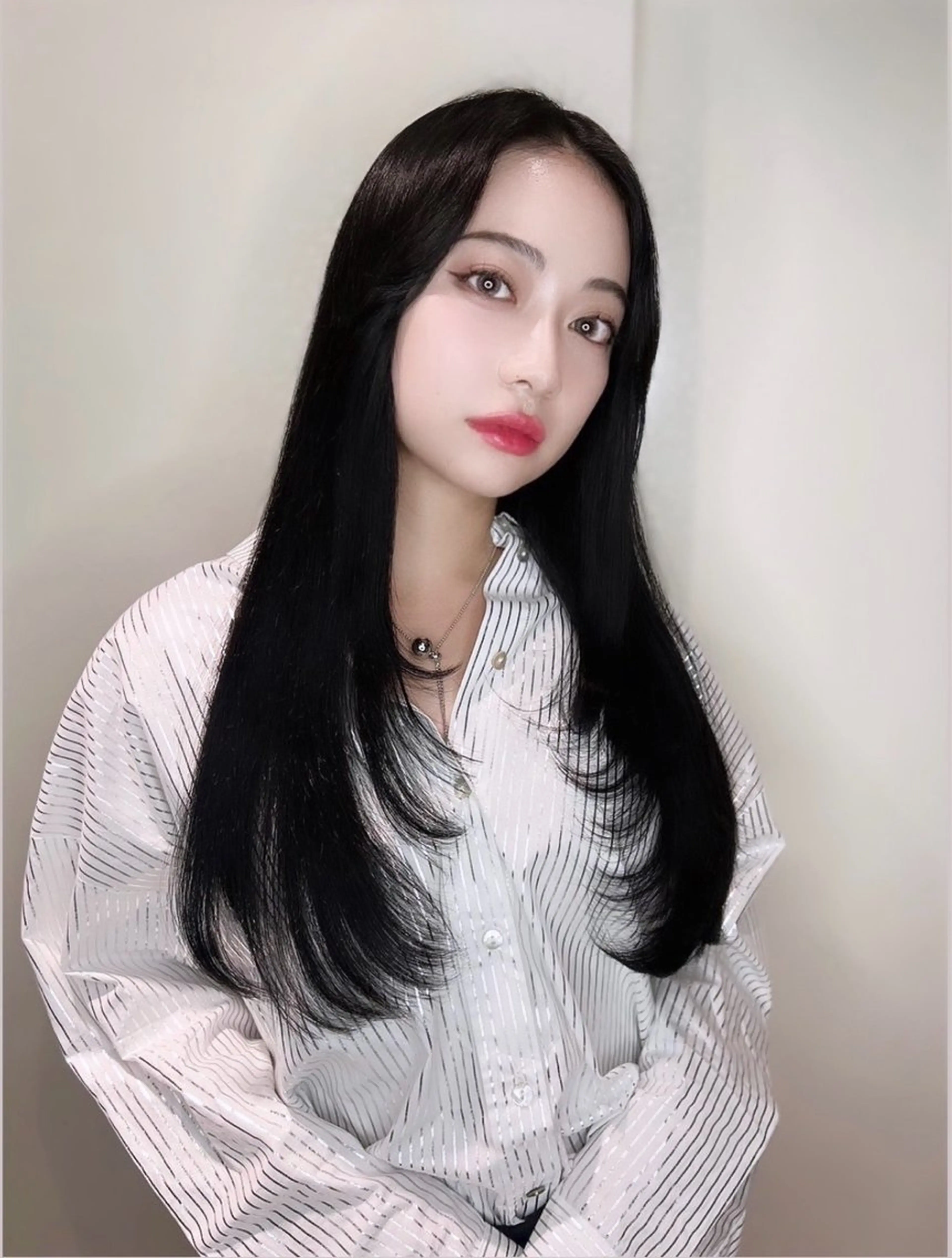 ロング 地毛風カラー/ 吉田菜々子のヘアスタイル