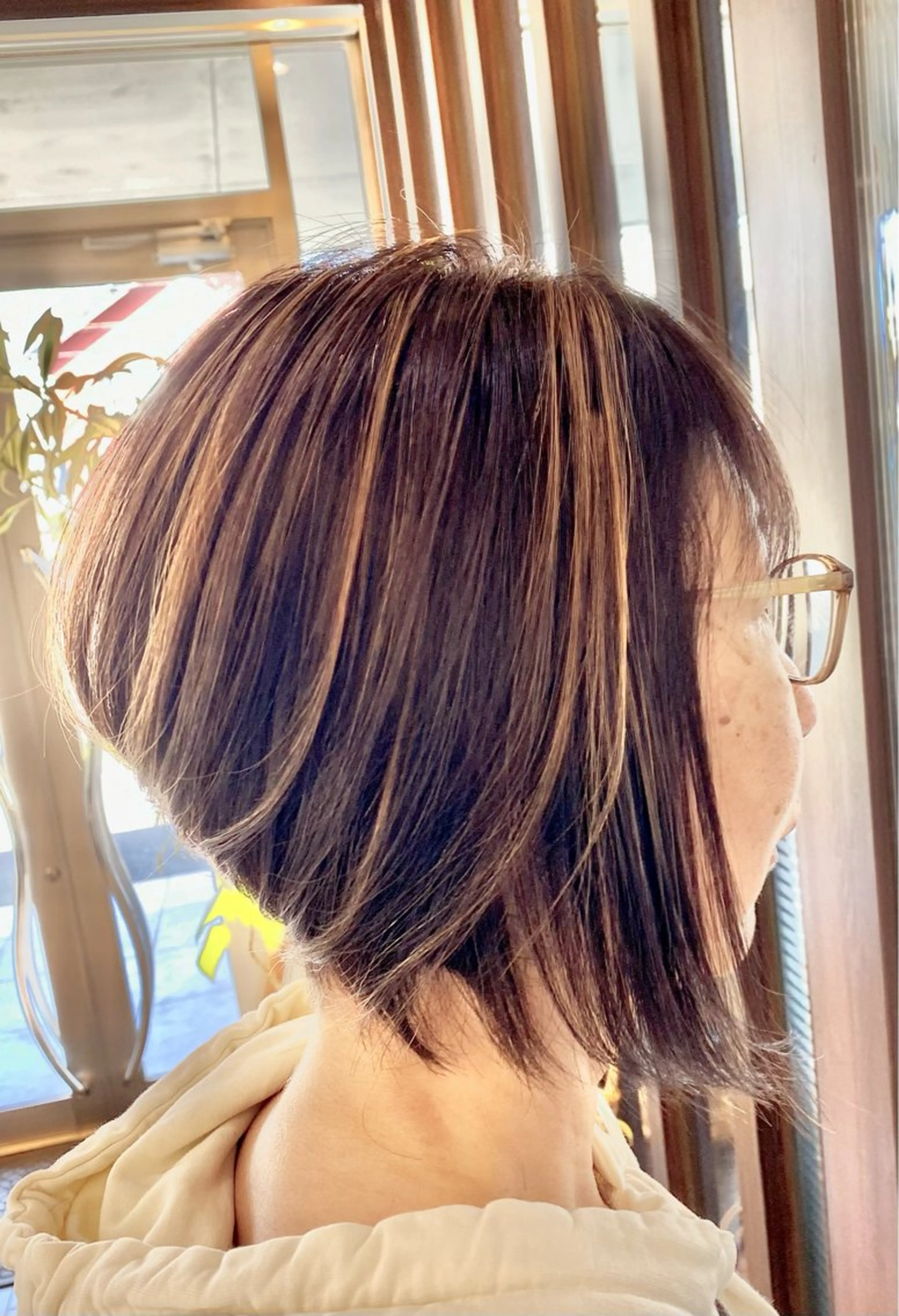 ショート 鈴木 千恵子のヘアスタイル