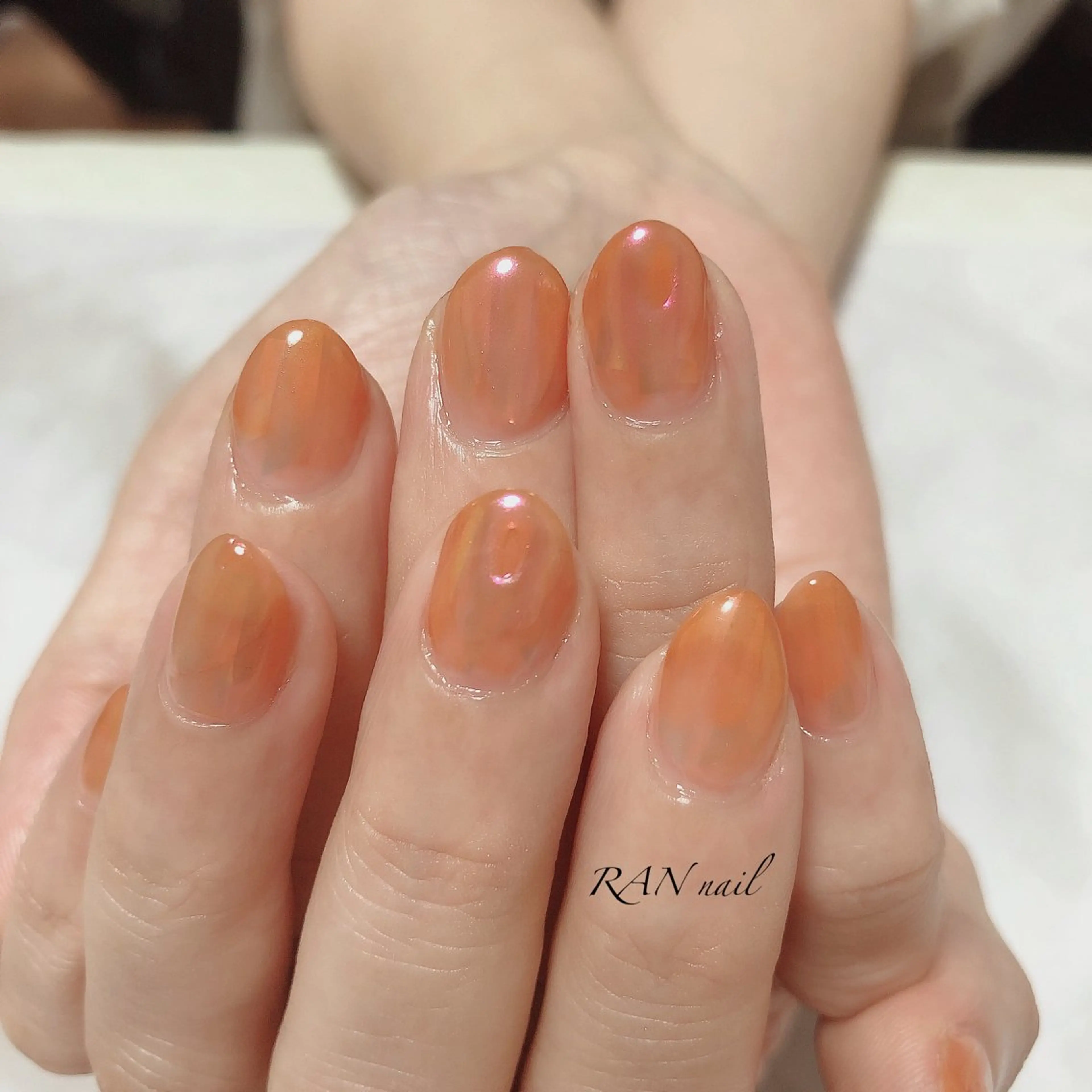 ネイル オーロラネイル 氷ネイル・うるうるネイル キラキラネイル ニュアンスネイル オフィスネイル ハンドネイル フットネイル RAN nail 〜ランネイル〜所属・RAN nailのネイルデザイン