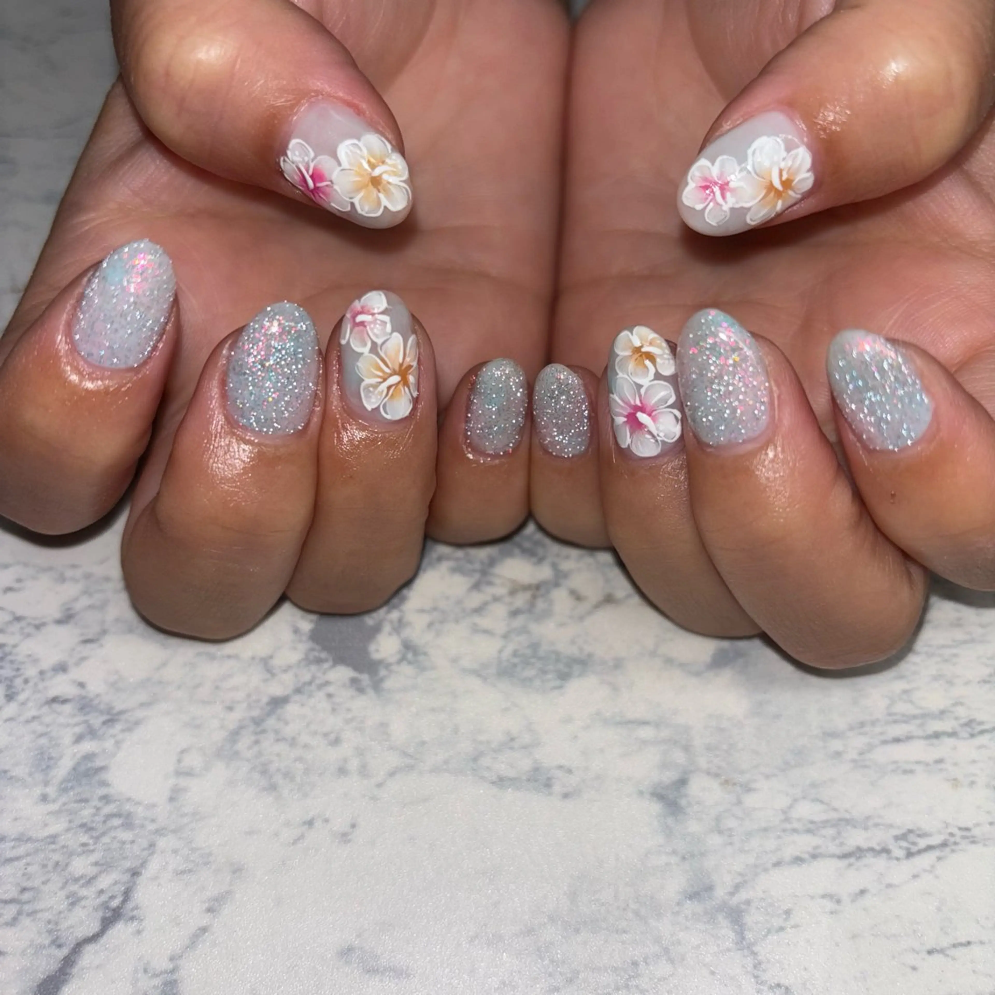 ネイル フラワーネイル ハンドネイル RE💟N.NAIL ラテン系お姉さんのネイルデザイン