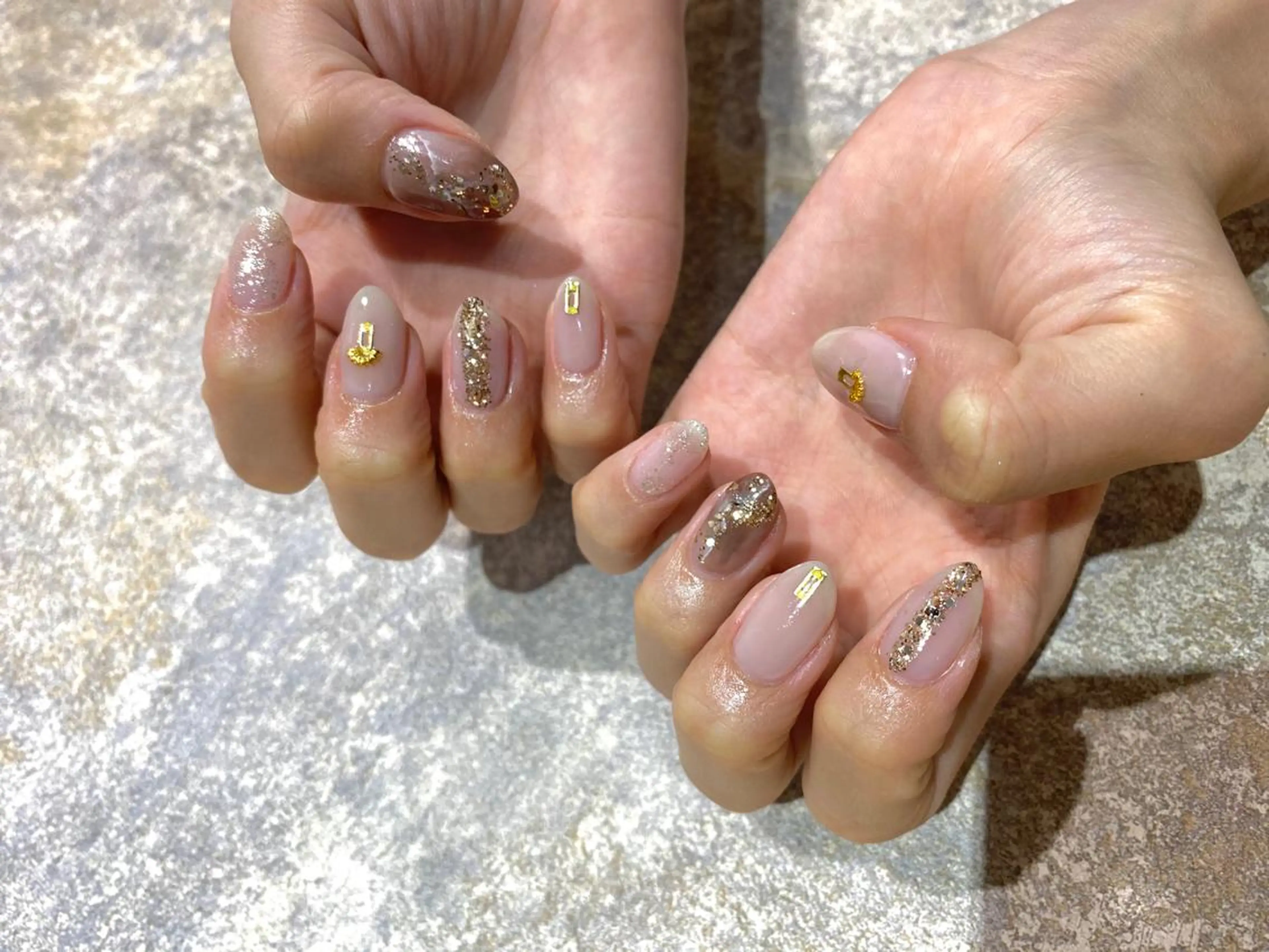 ネイル Amber21.所属・Nagahama Akariのネイルデザイン