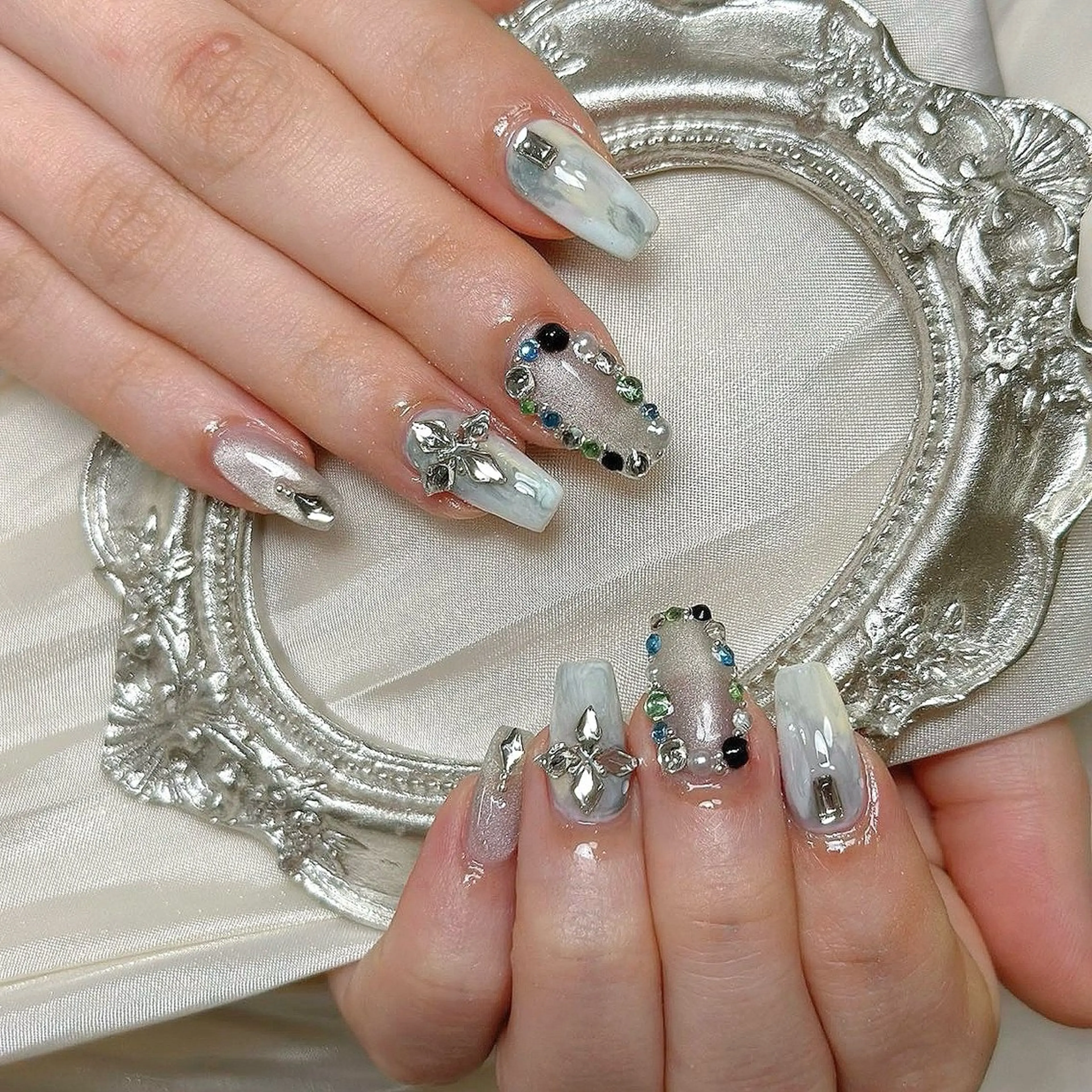 ネイル Maggie Nail🦩のネイルデザイン