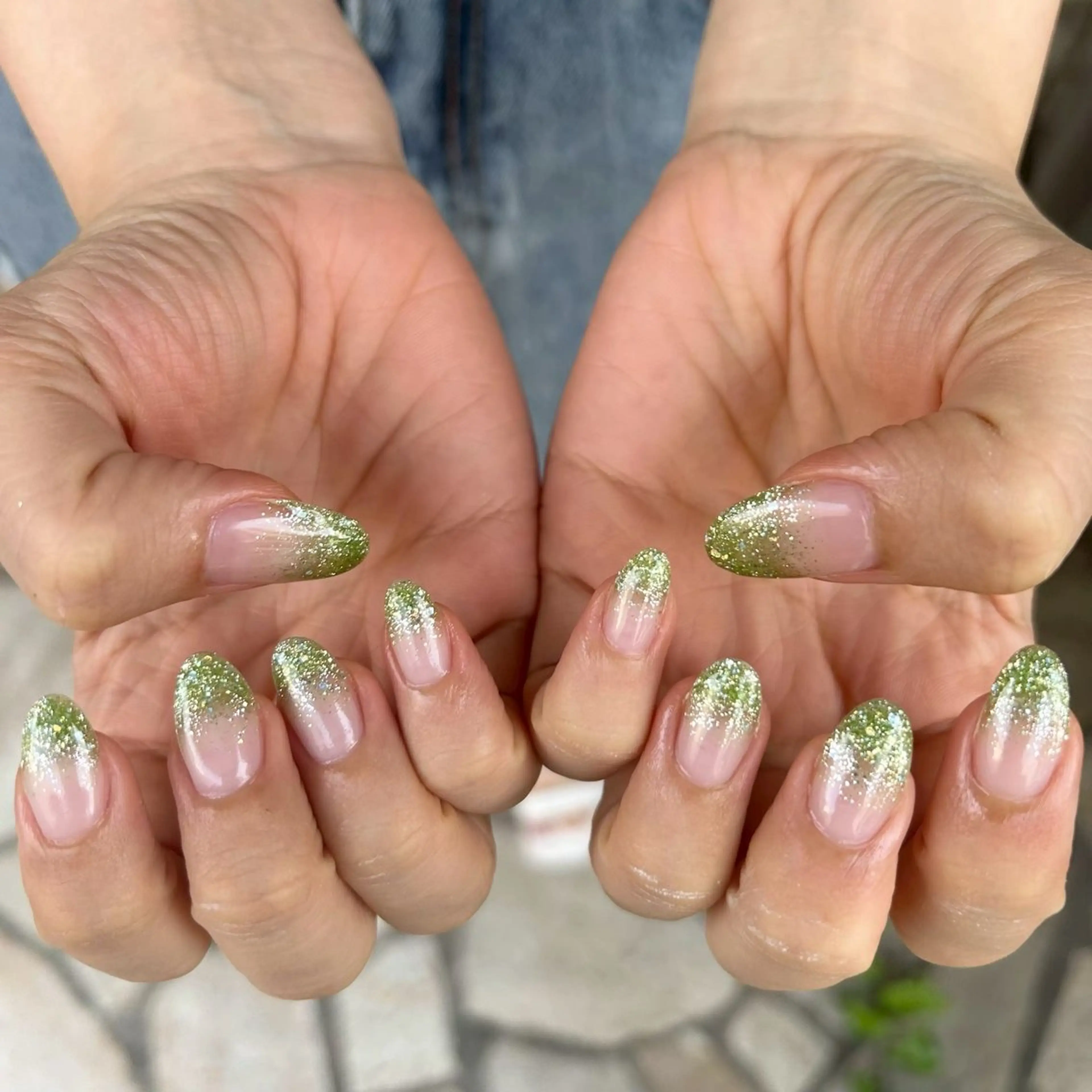 ネイル 高橋 麻里子のネイルデザイン