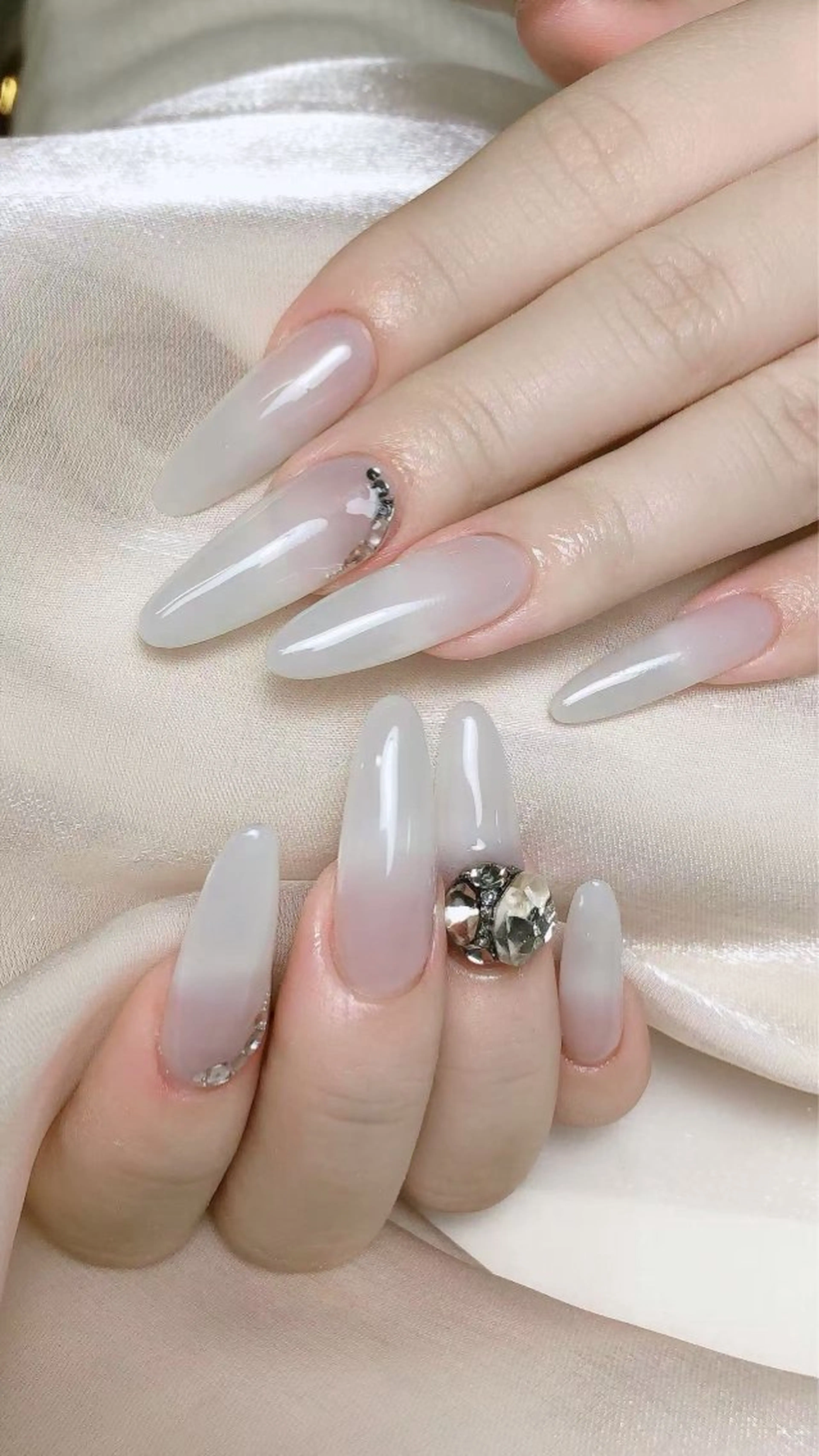 ネイル ハンドネイル ルラワンネイル エンのネイルデザイン