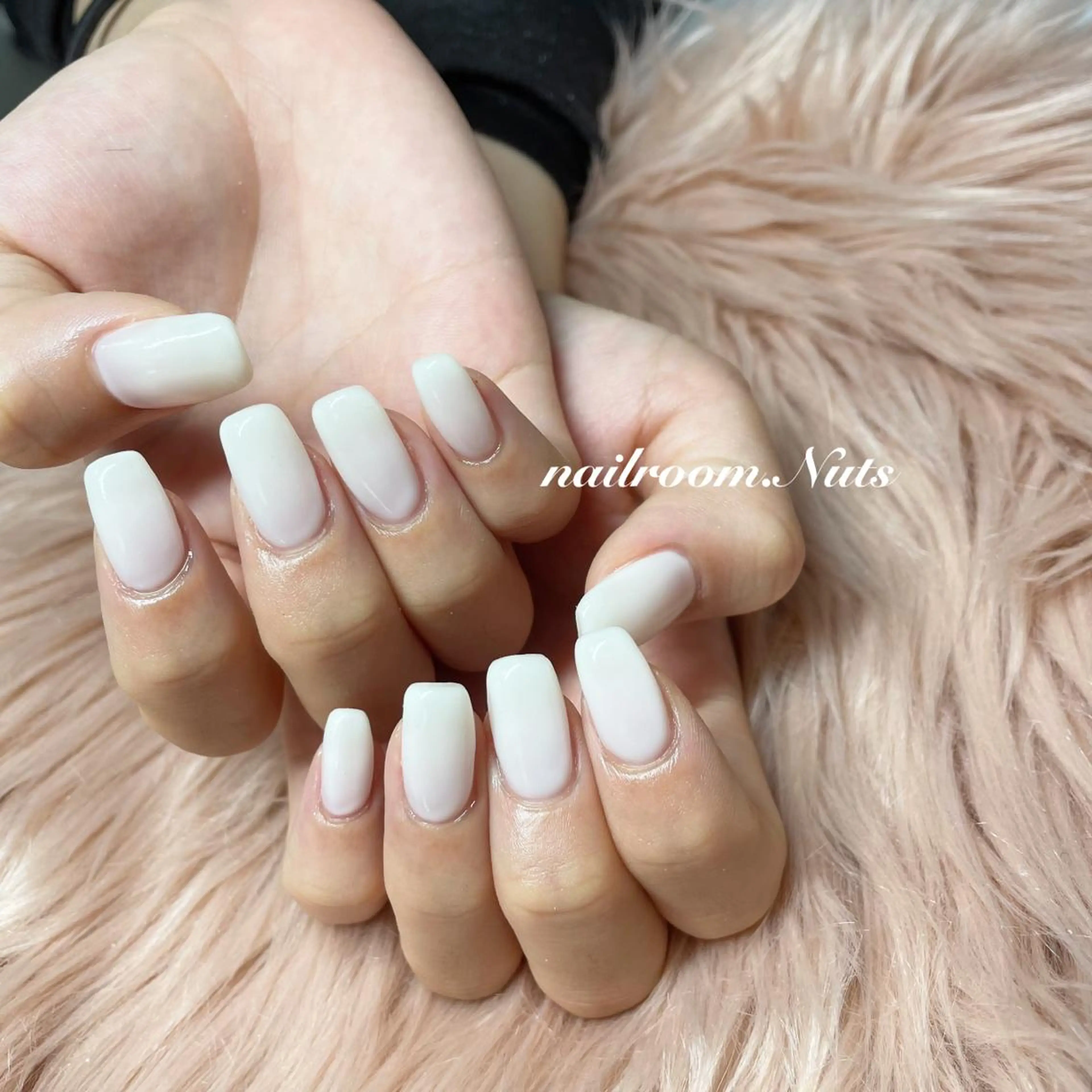 ネイル ハンドネイル nailsalon Nutsのネイルデザイン