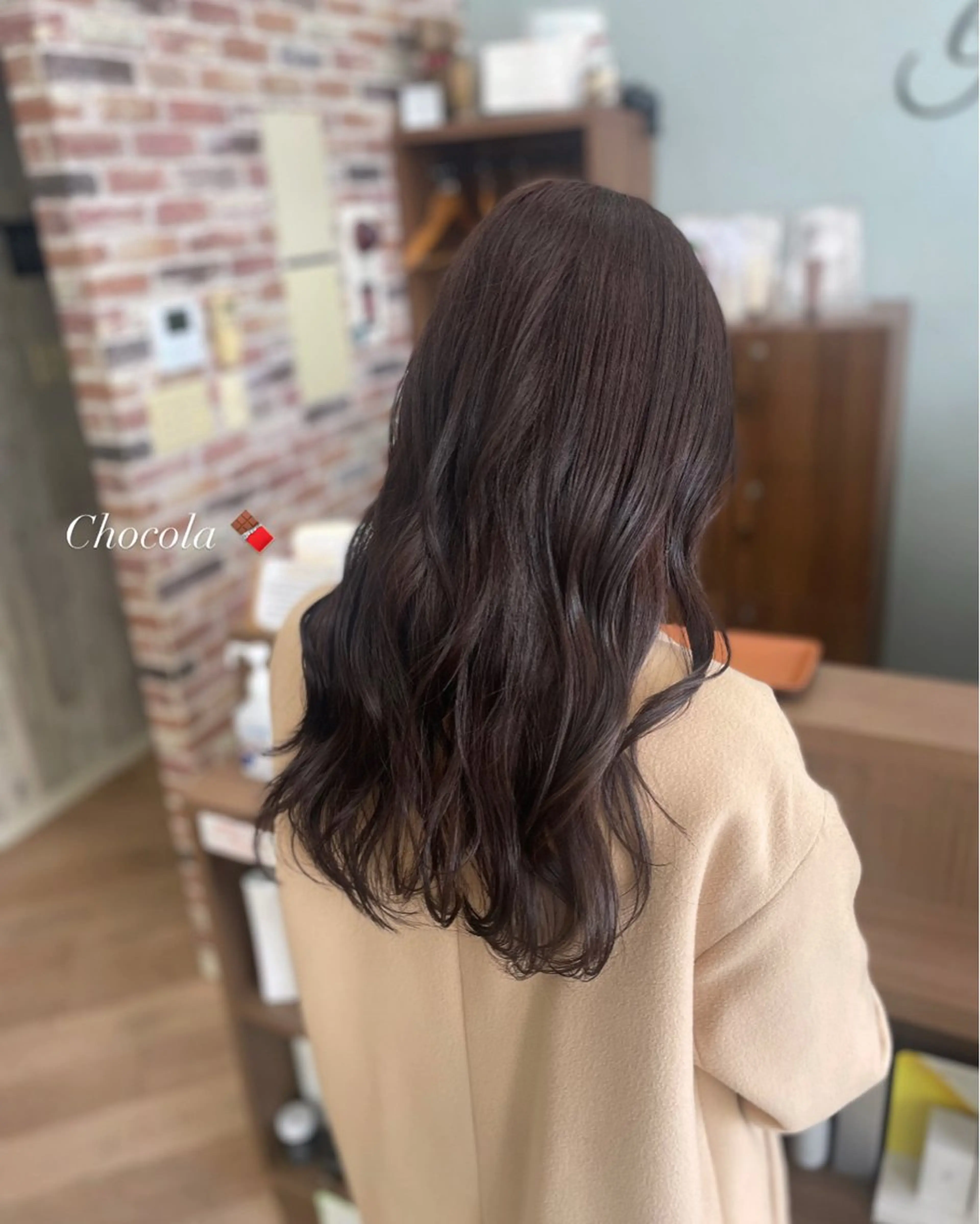 ロング カラー ブラウンカラー ショコラブラウン シミズ カエデ🍁のヘアスタイル