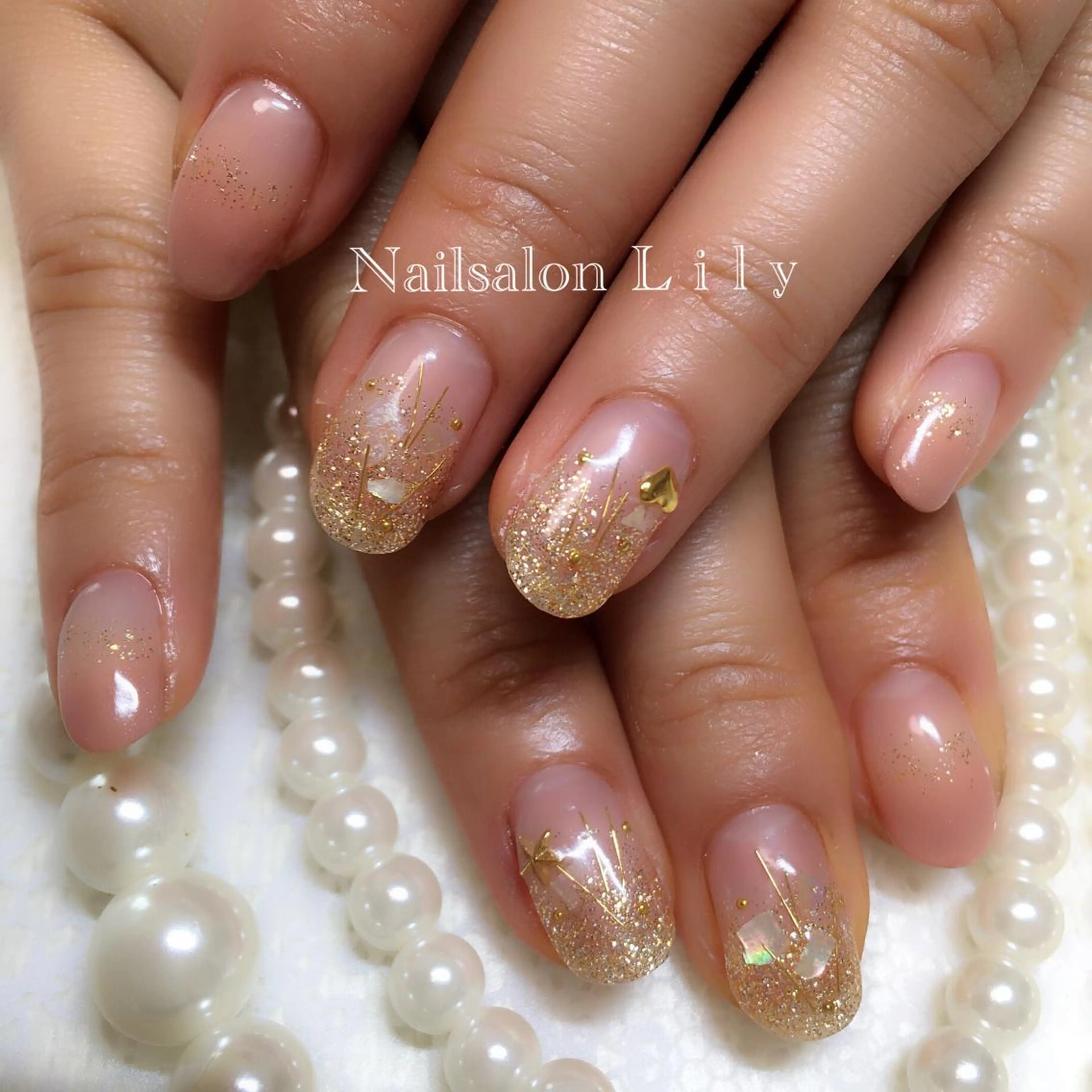 ネイル グラデーション キラキラネイル ラメ(グリッター) ラメグラデーション Nailsalon Lilyのネイルデザイン