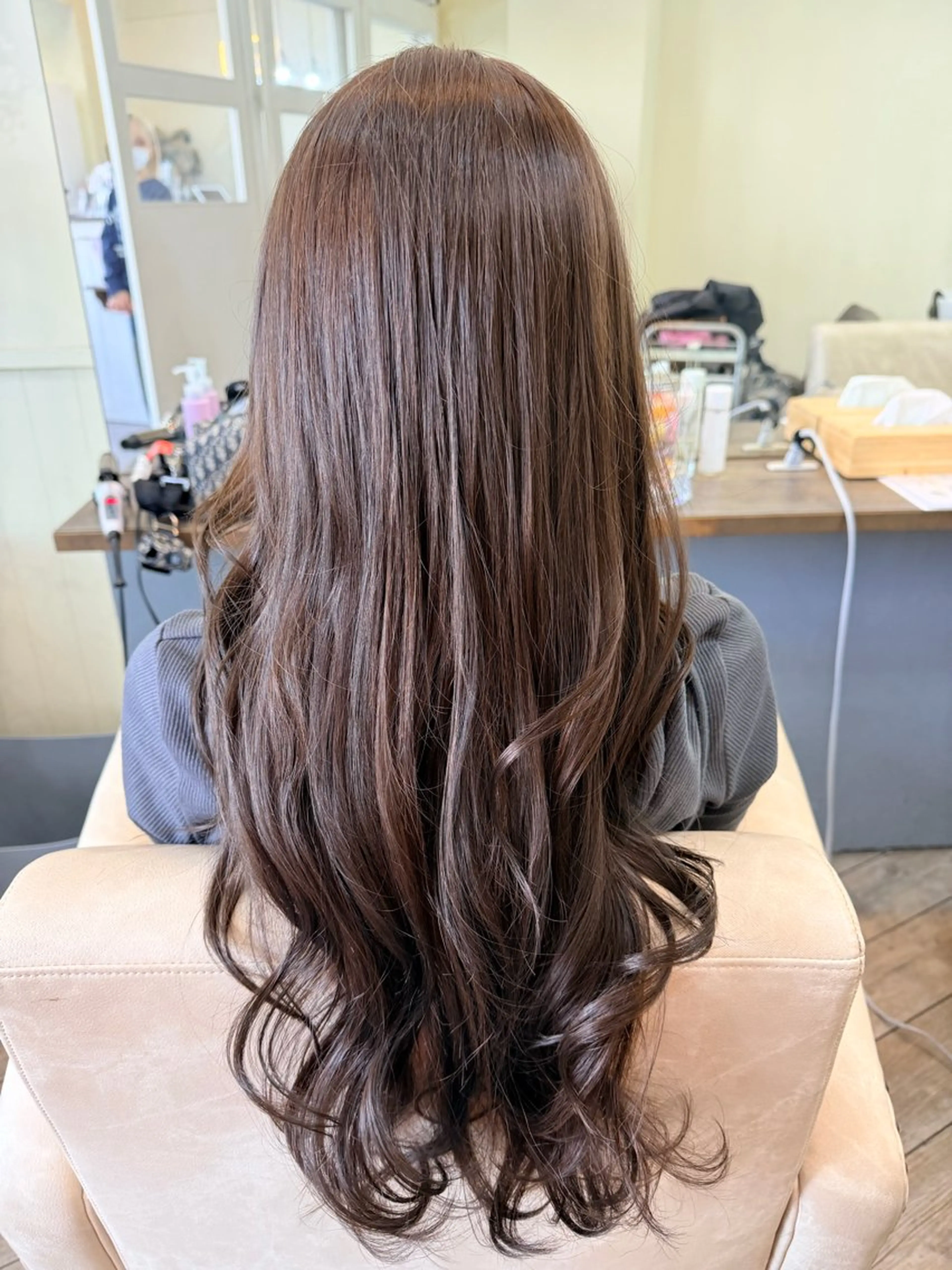 ロング カラー カット ヘアカラー 鶴見 和美のヘアスタイル