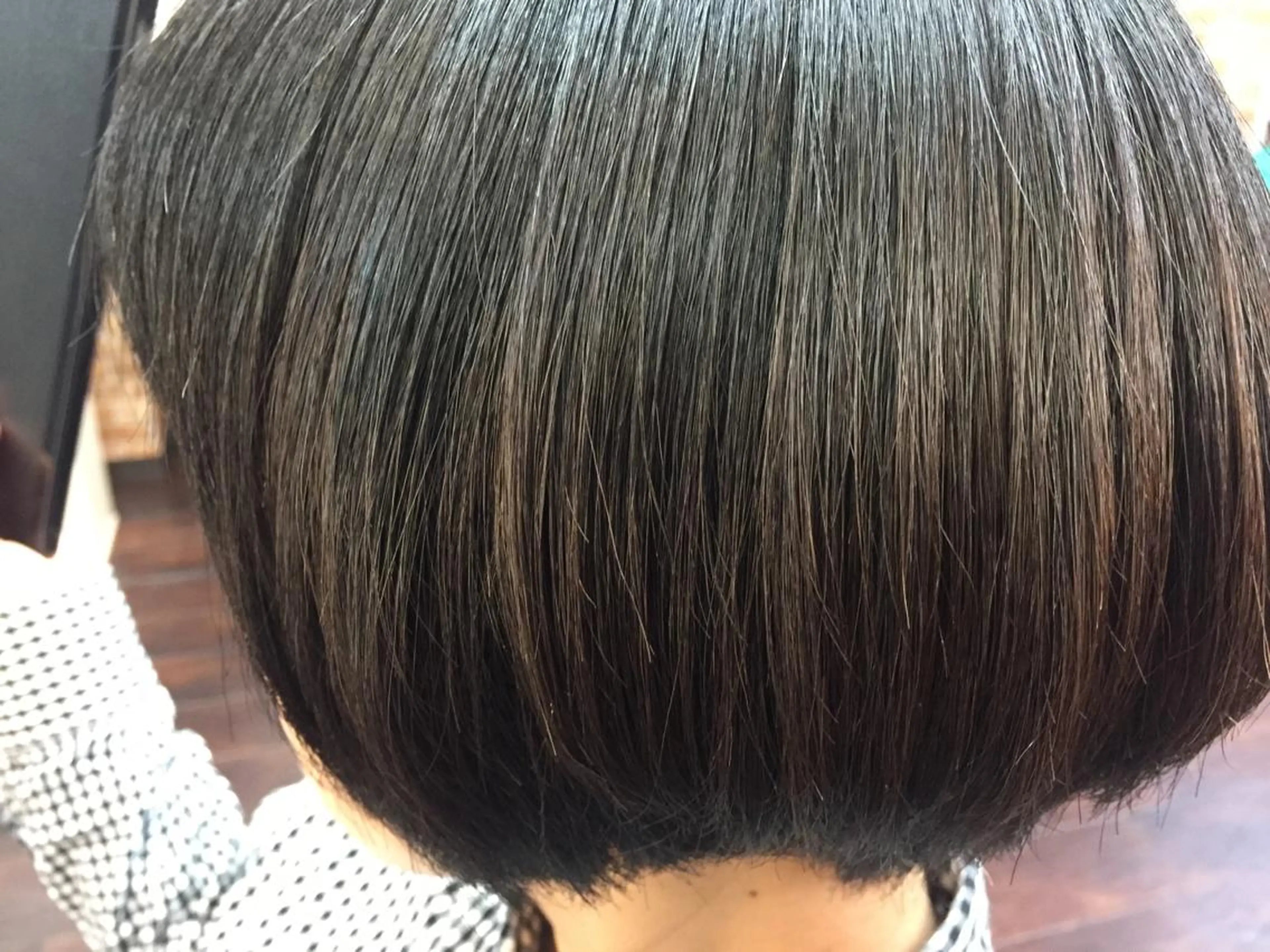 ショート カラー 桧山 真のヘアスタイル