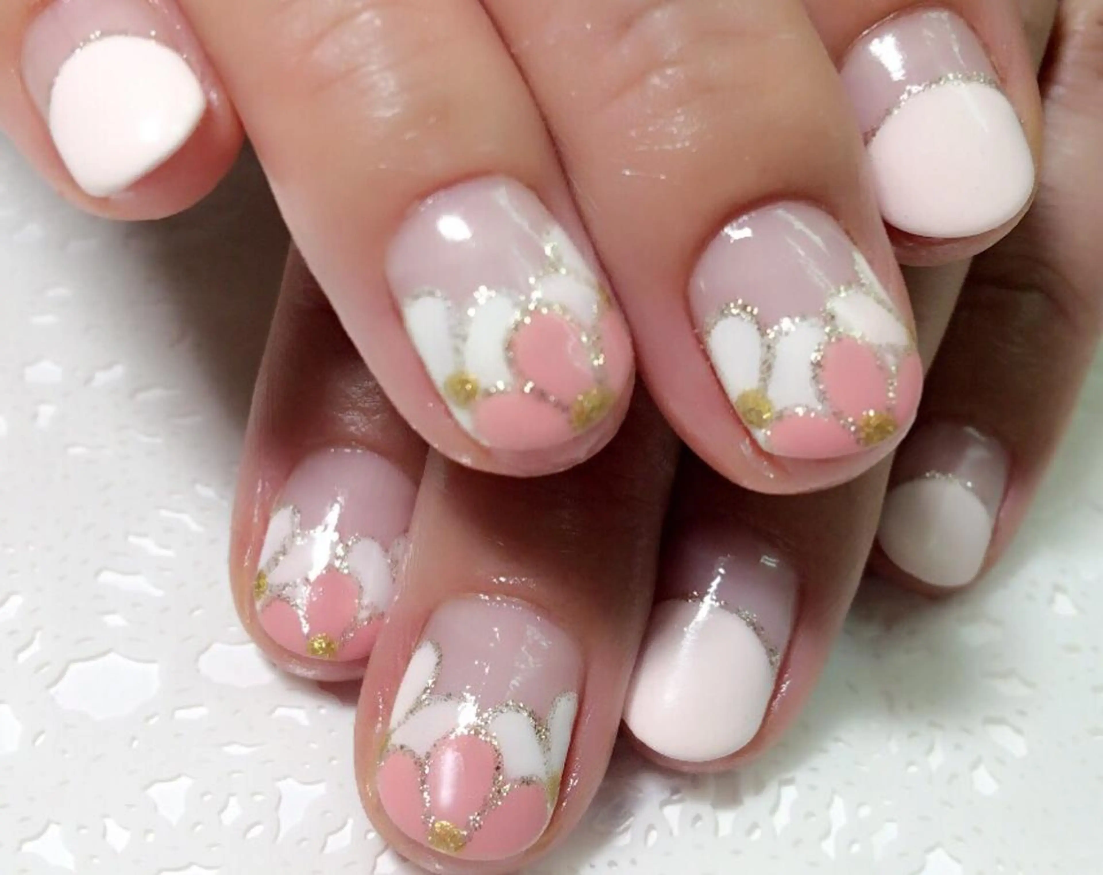 ネイル ラウバイマノマノ なかざとのネイルデザイン