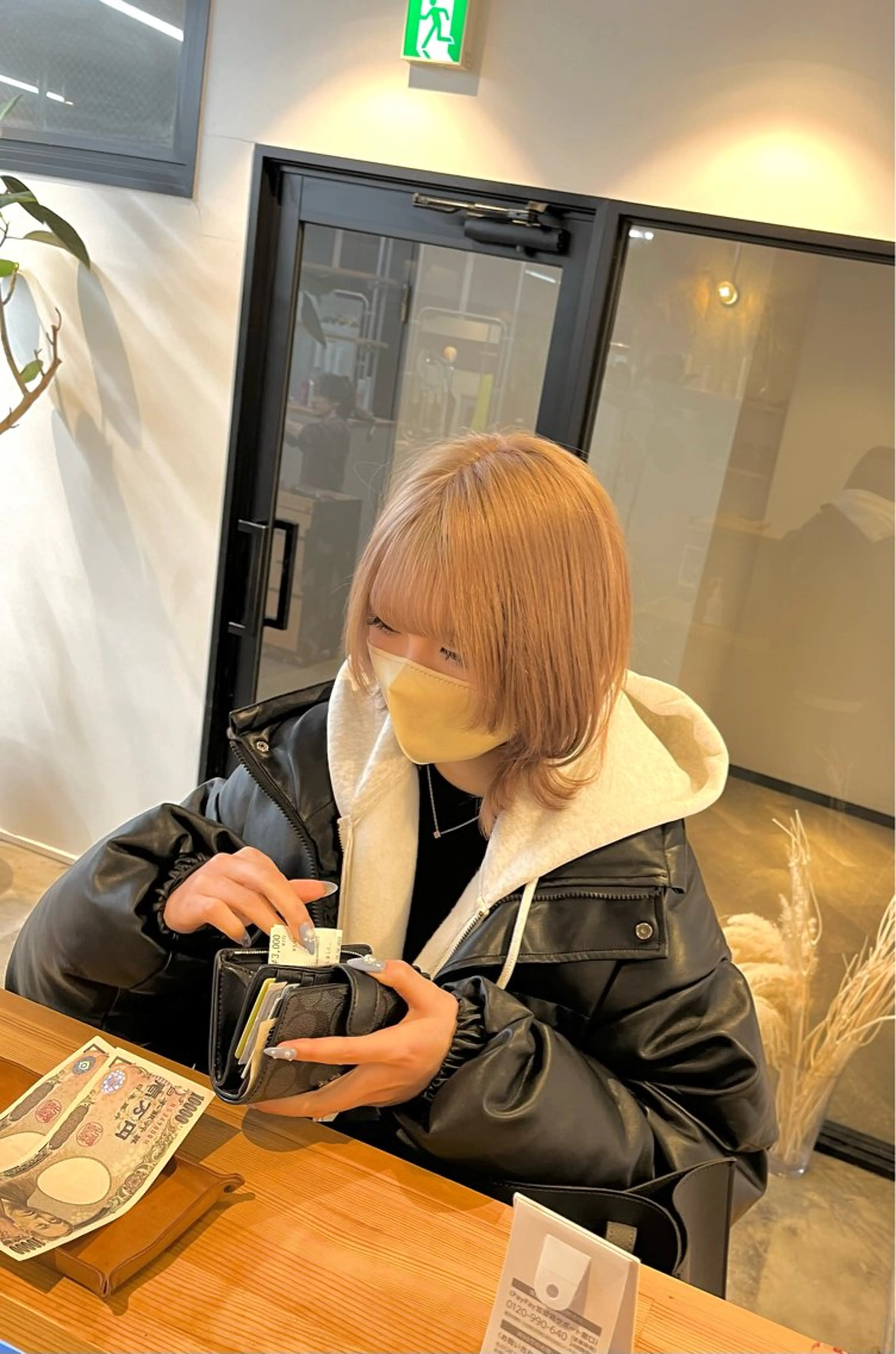 ミディアム カラー ヘアカラー ハイトーンカラ ー/小川のヘアスタイル