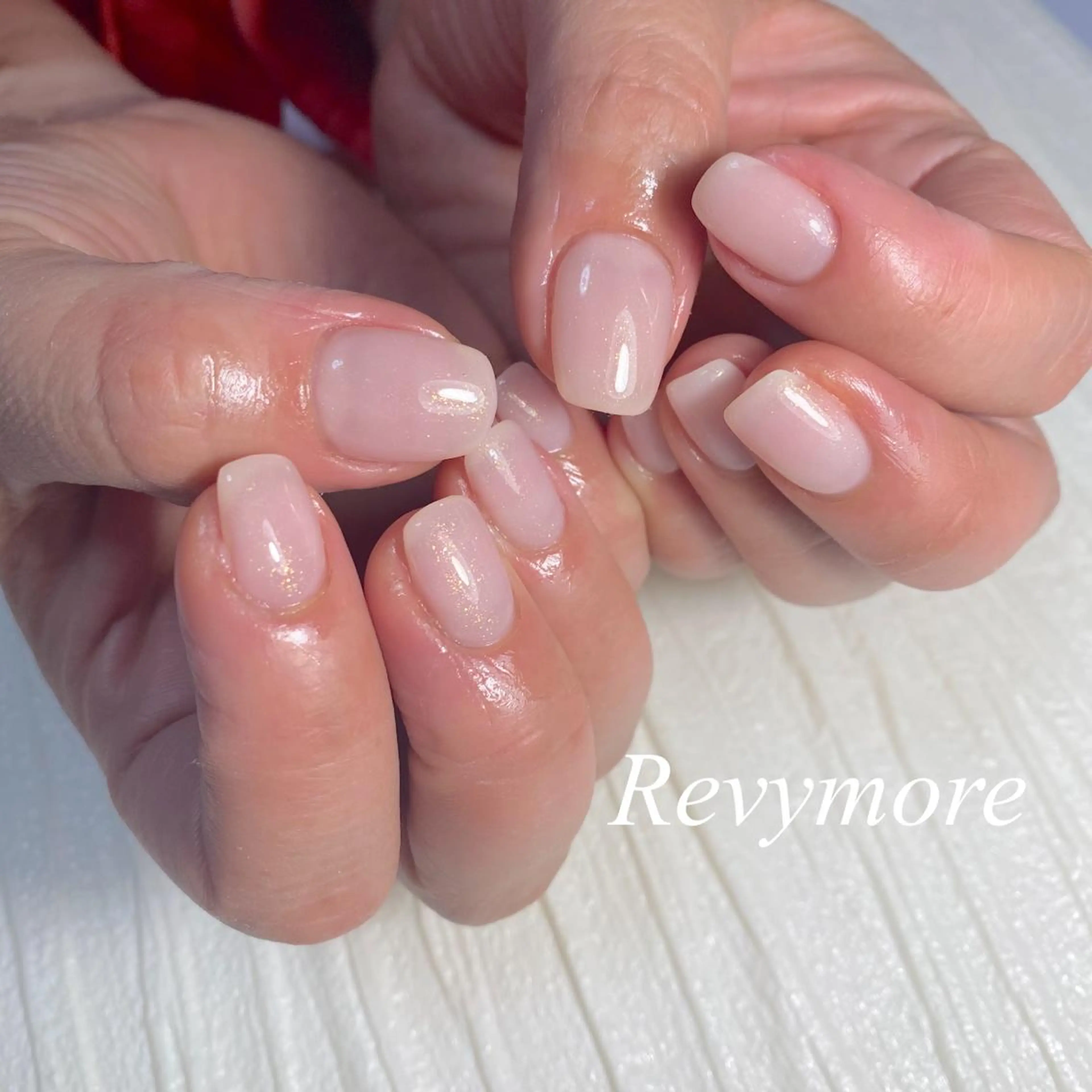 ショート ネイル ジェルネイル ニュアンスネイル オフィスネイル ワンカラーネイル シンプルネイル nail salon Revymore所属・nail salon Revymoreのネイルデザイン