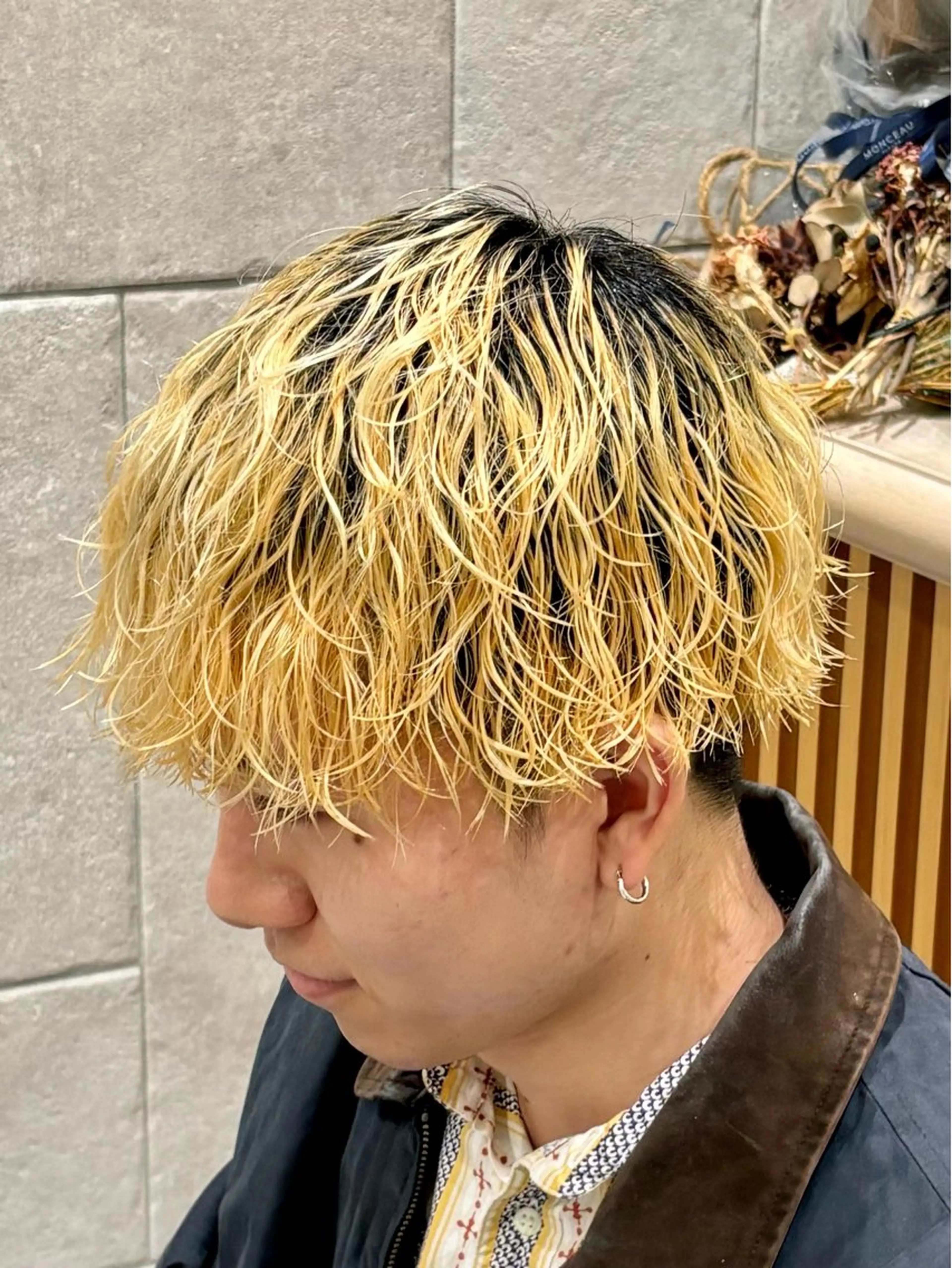 パーマ メンズ メンズブリーチ メンズパーマ メンズパーマ、スパ イキー、上野星也のヘアスタイル