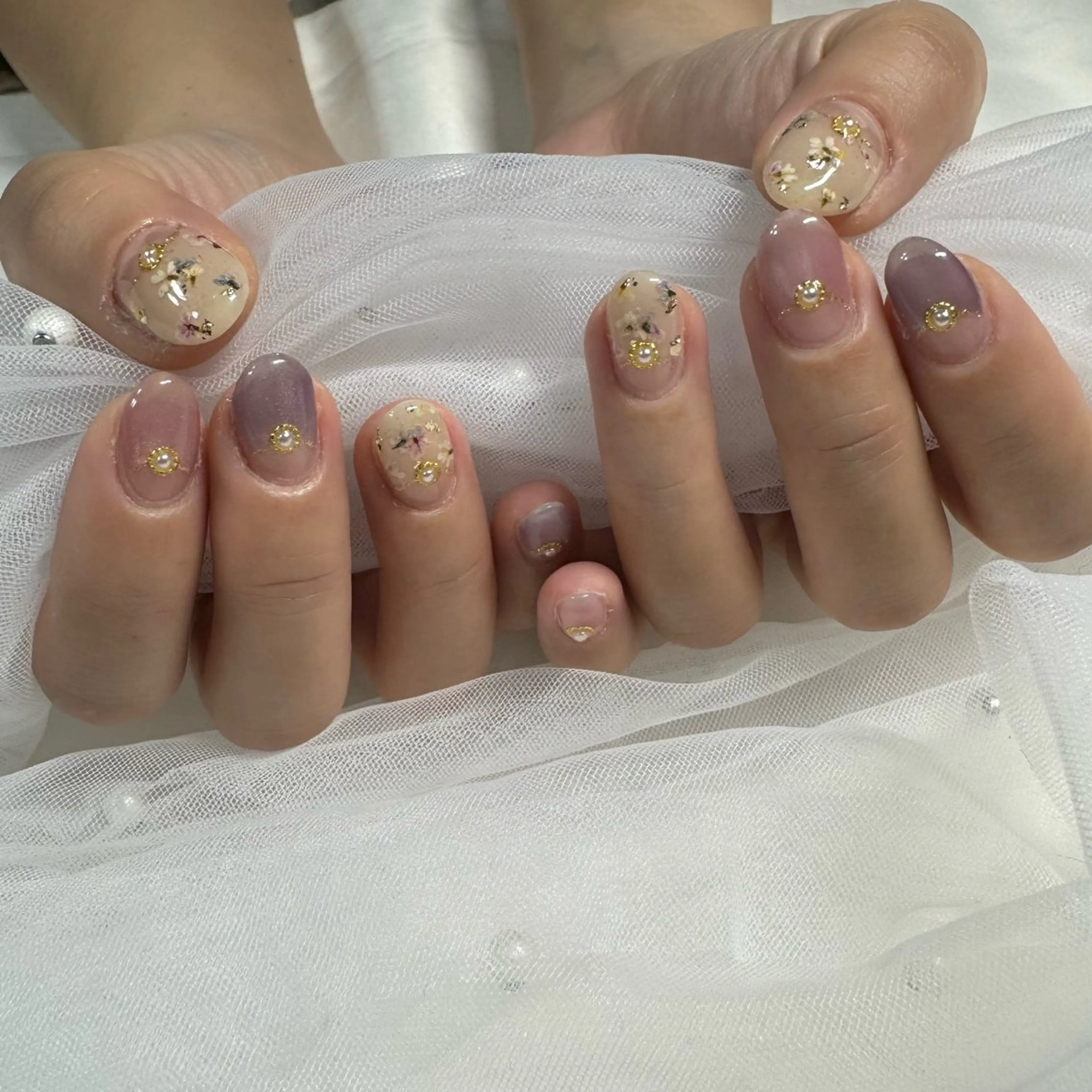 ネイル ジェルネイル 東 千夏のネイルデザイン