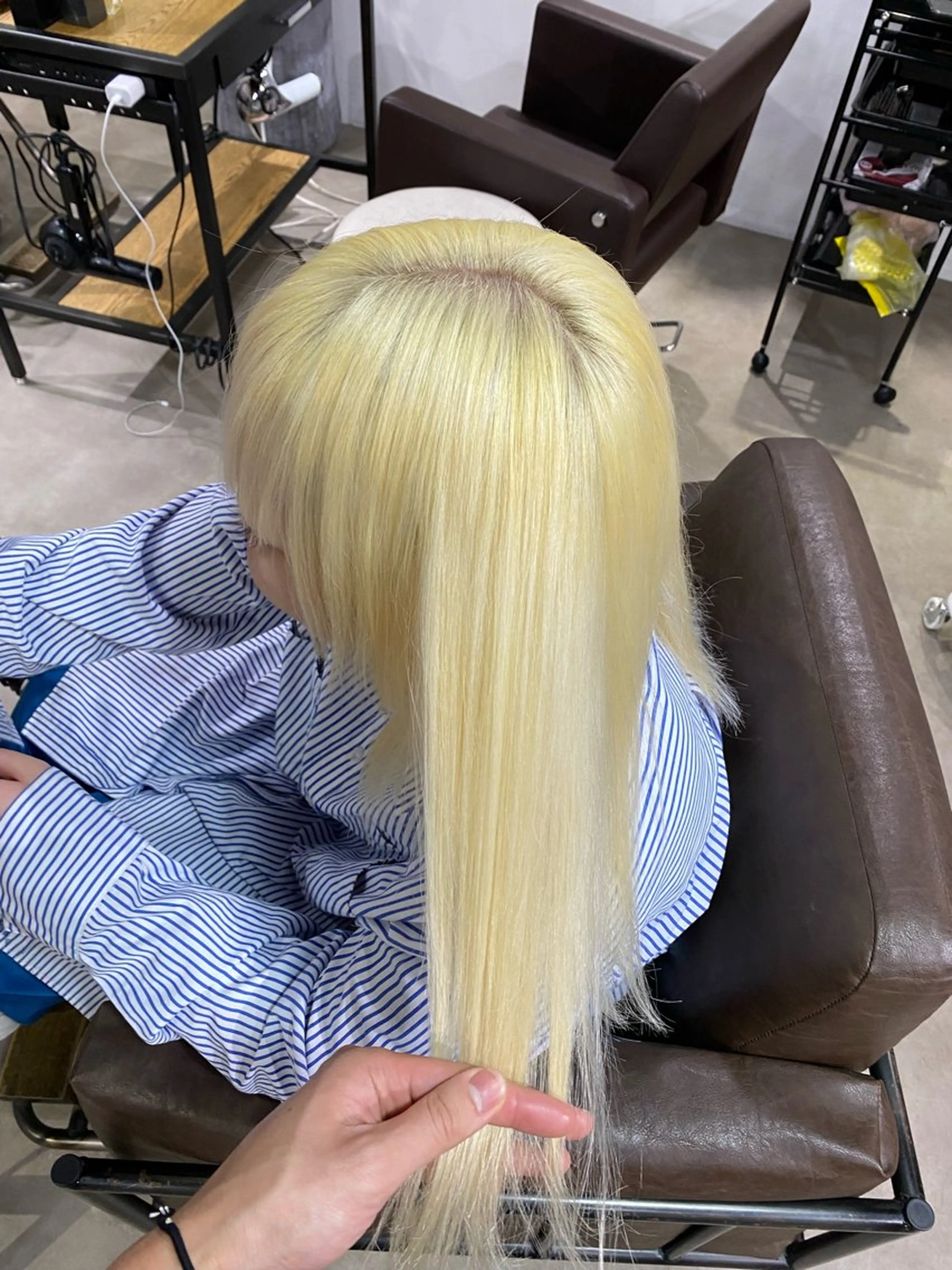 セミロング 山影✨バレイヤージュ ハイライト✨メンズ◎のヘアスタイル