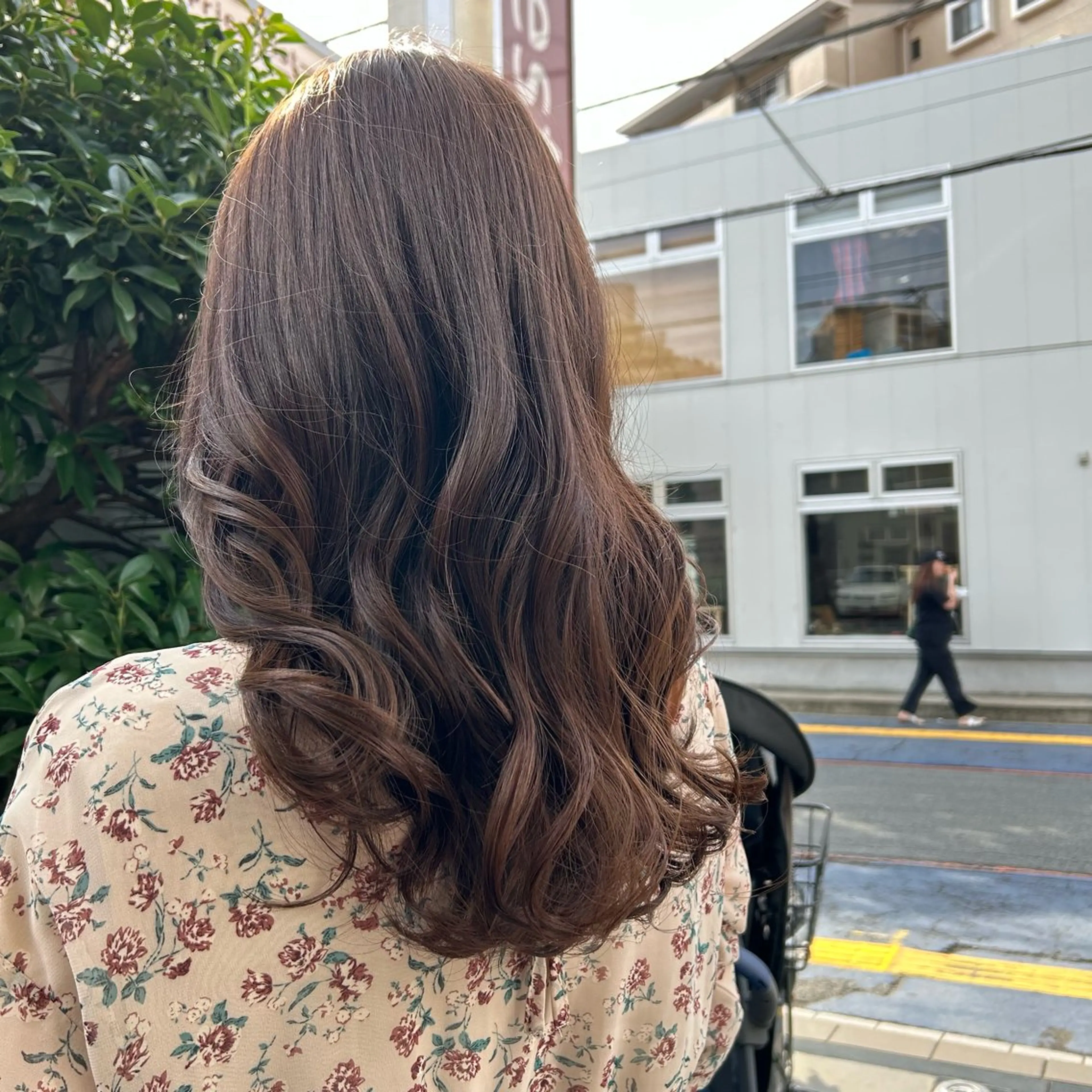 セミロング カラー カット 山崎 絵莉香のヘアスタイル