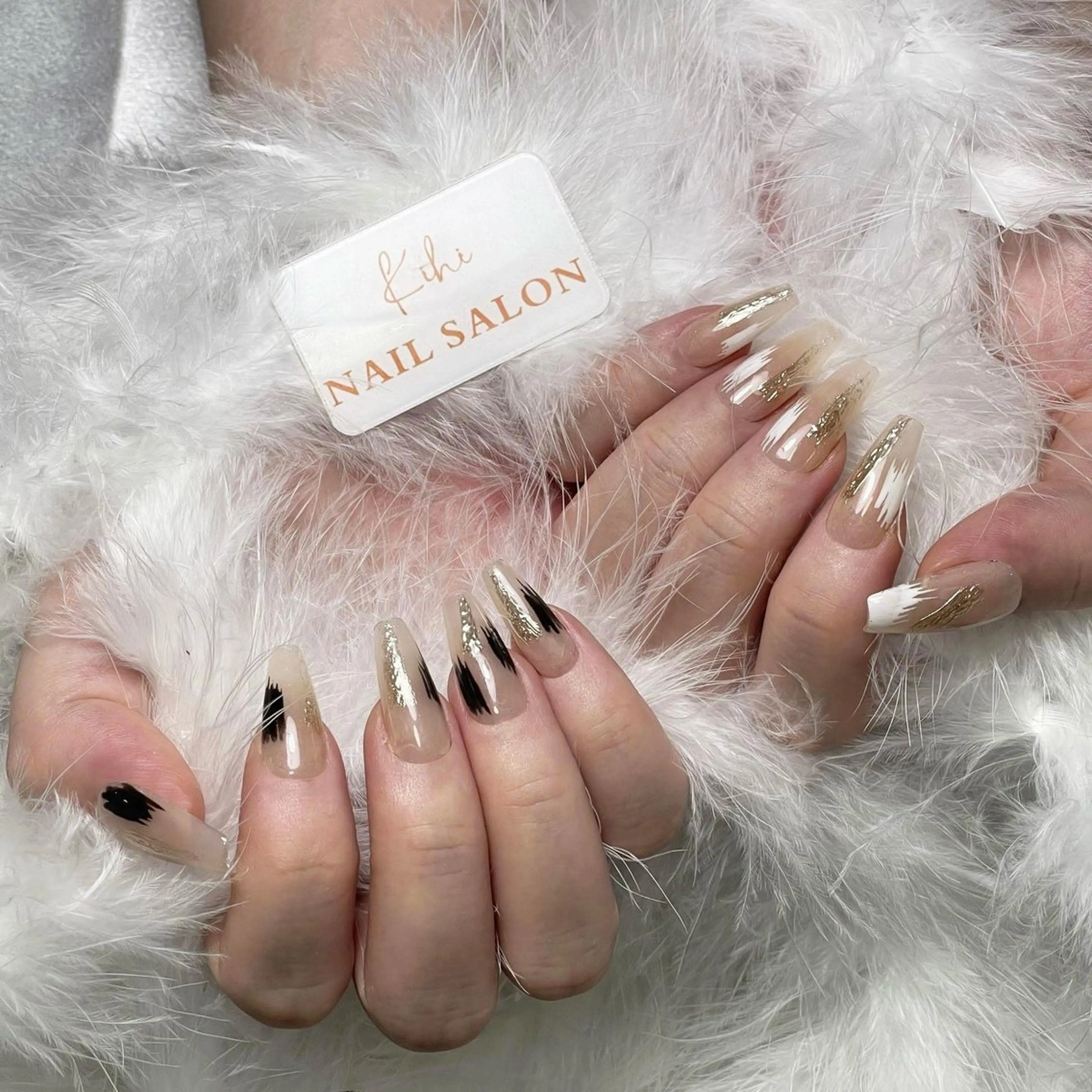 ネイル アートネイル フレンチネイル ジェルネイル グラデーション 韓国ネイル ハンドネイル 💕鈴木ユリ パラジェル/オフ無料のネイルデザイン