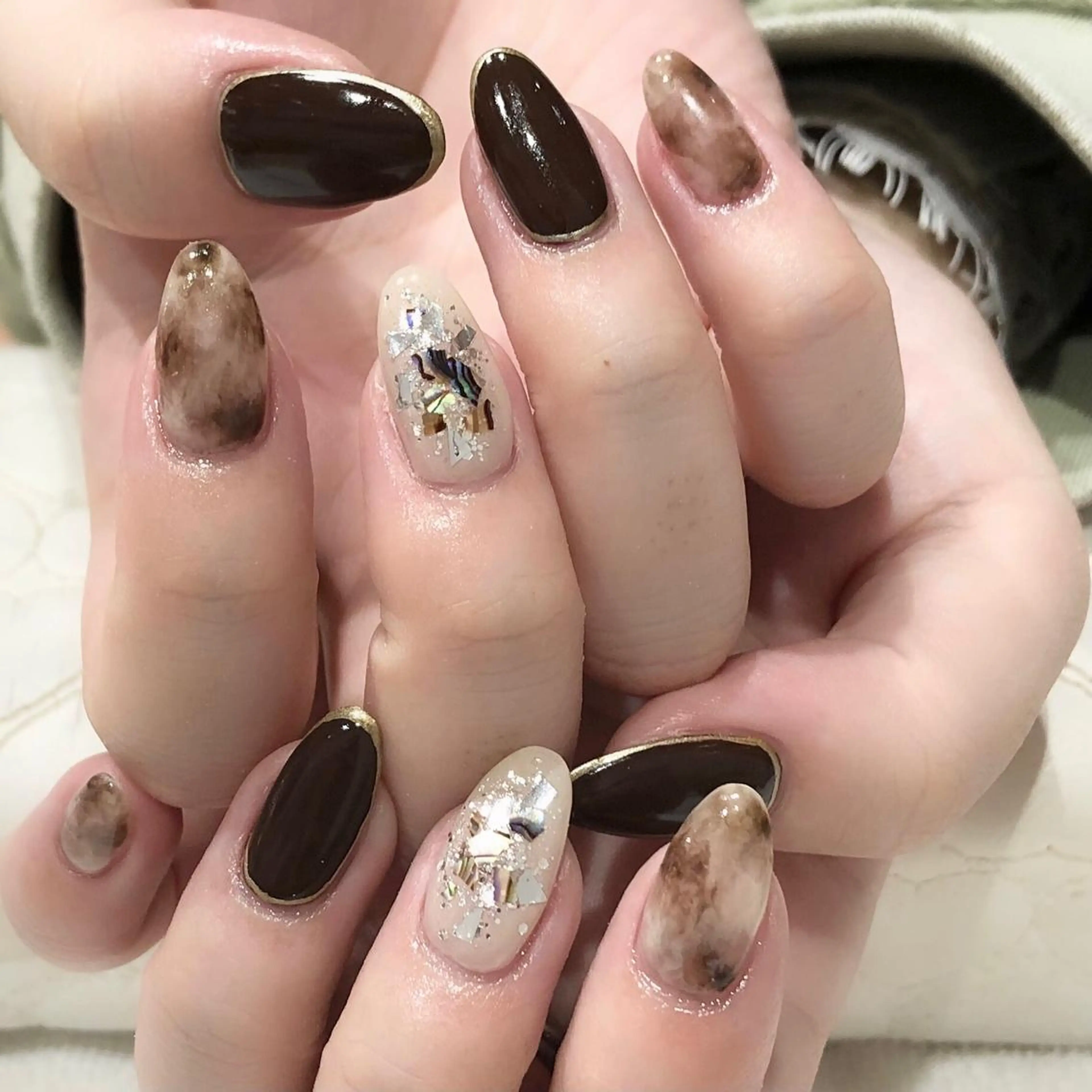 ネイル ハンドネイル Nest 三田のマツエク・マツパデザイン