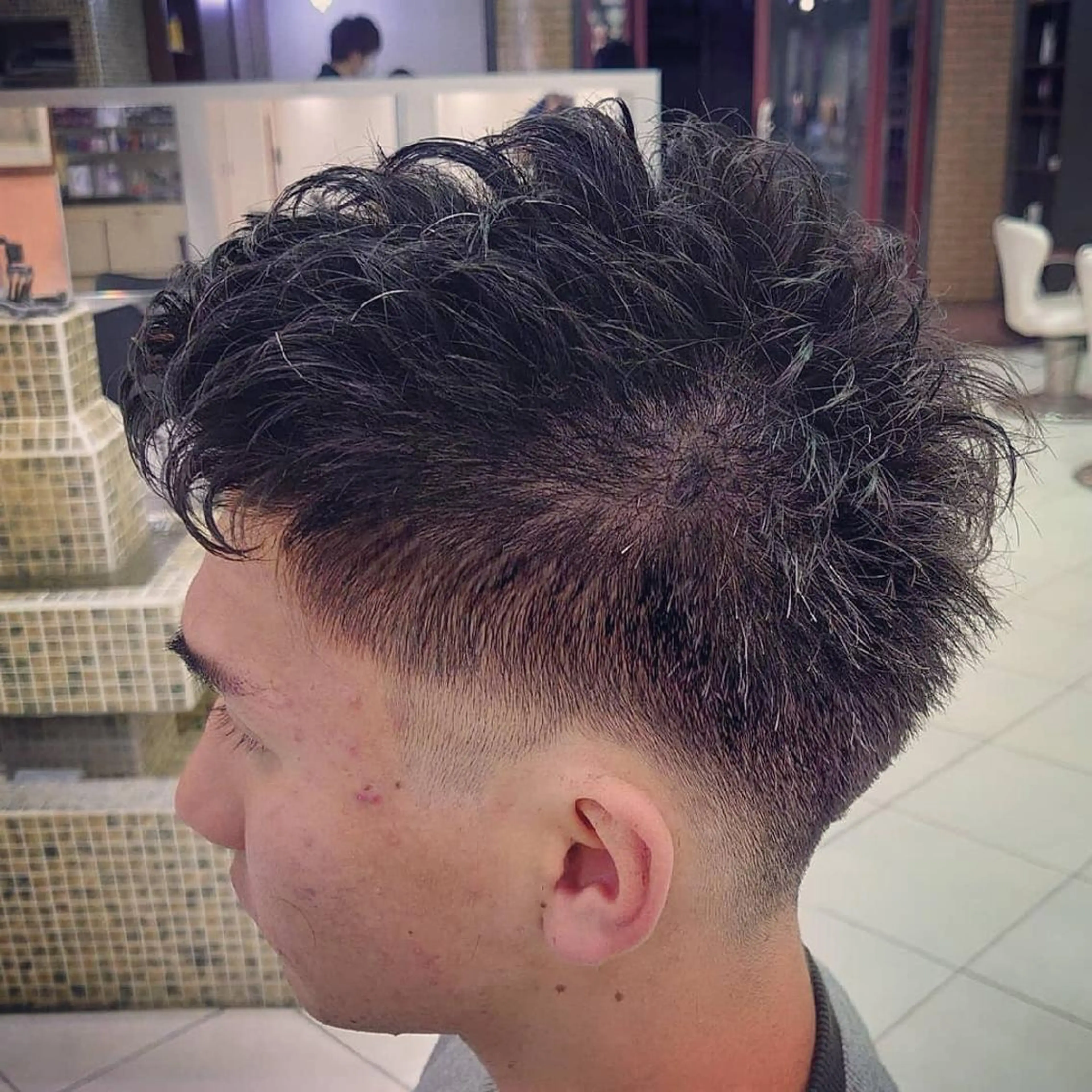 ショート パーマ メンズ フェードカット モヒカン メンズパーマ 🐺デザインウルフ / 一ノ瀬 凌🐺のヘアスタイル