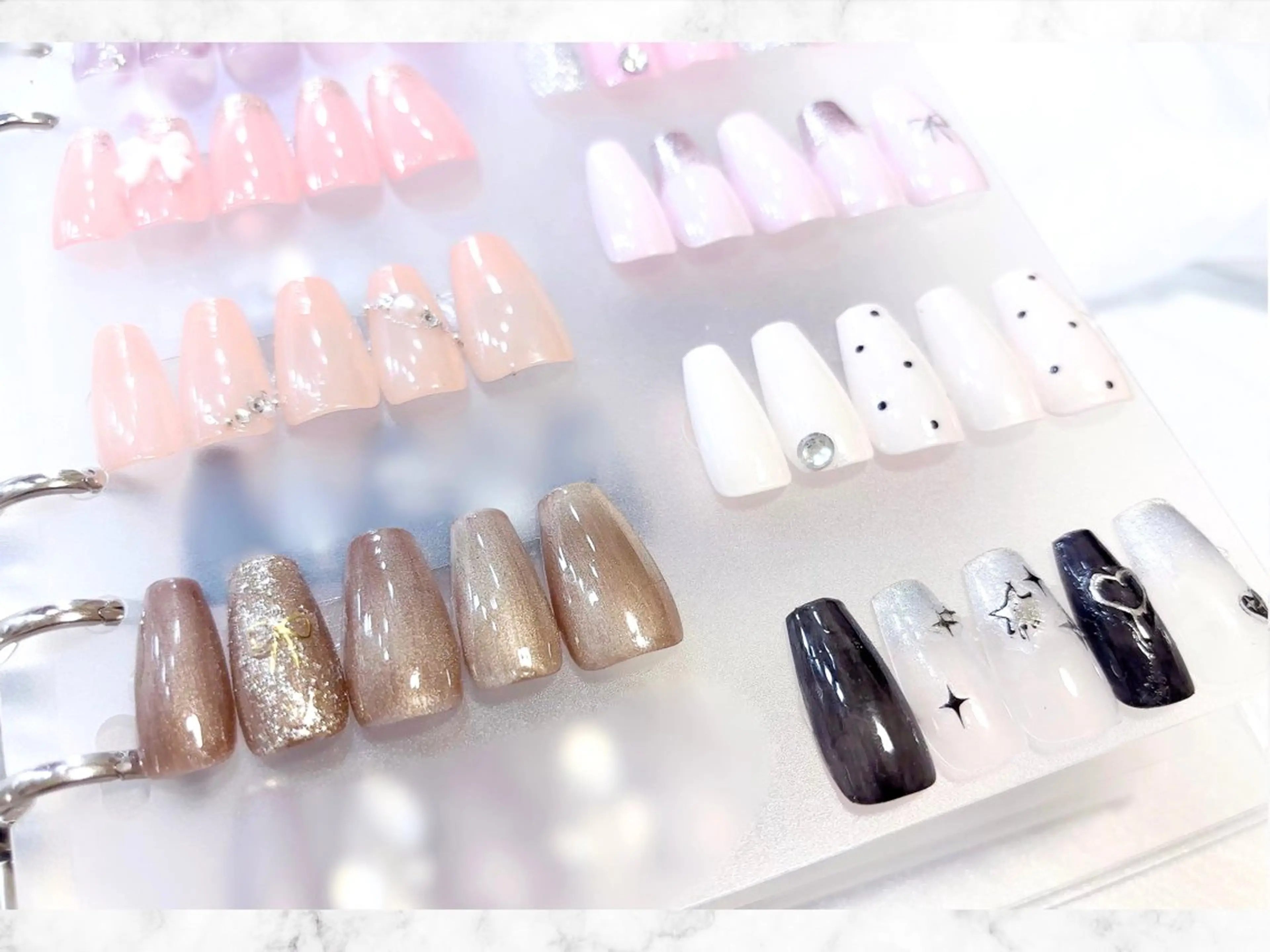 ネイル ドット マグネットネイル オフィスネイル シンプルネイル ハンドネイル バストアップサロン LUNAのネイルデザイン