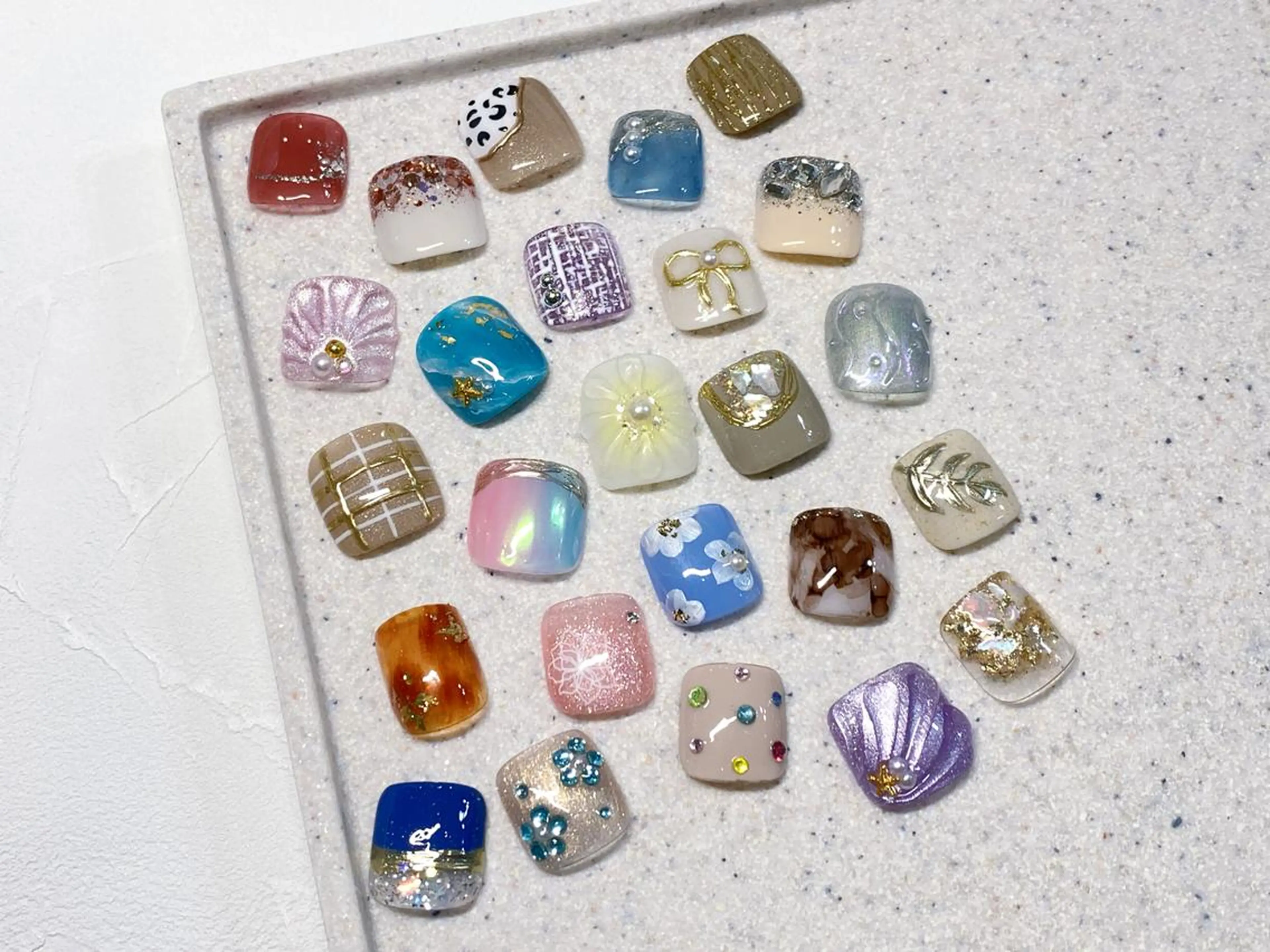 ネイル アートネイル フットネイル ネイリストYuri シェルウェリナ船橋のネイルデザイン