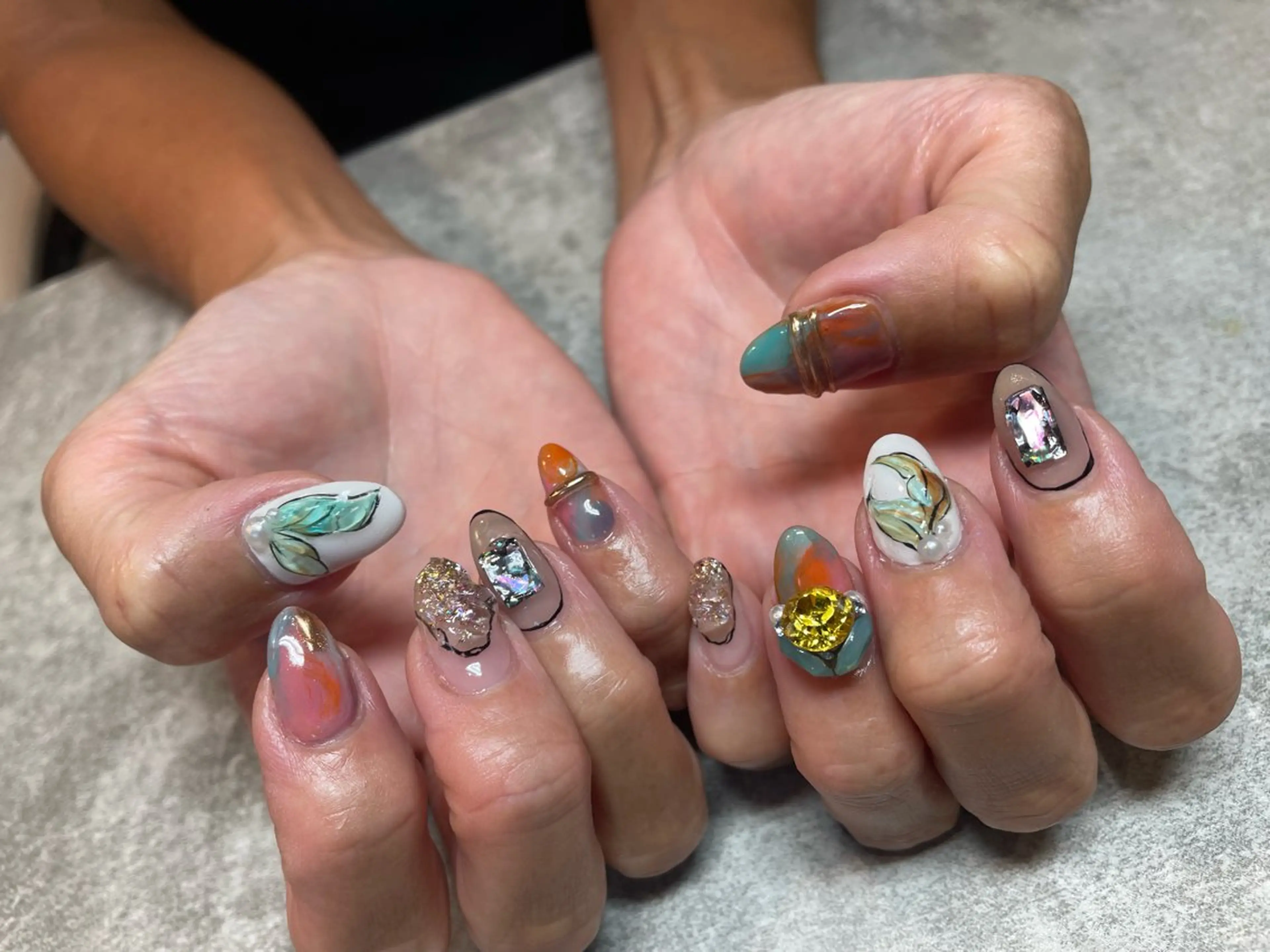 ネイル 佐藤  悠子のネイルデザイン