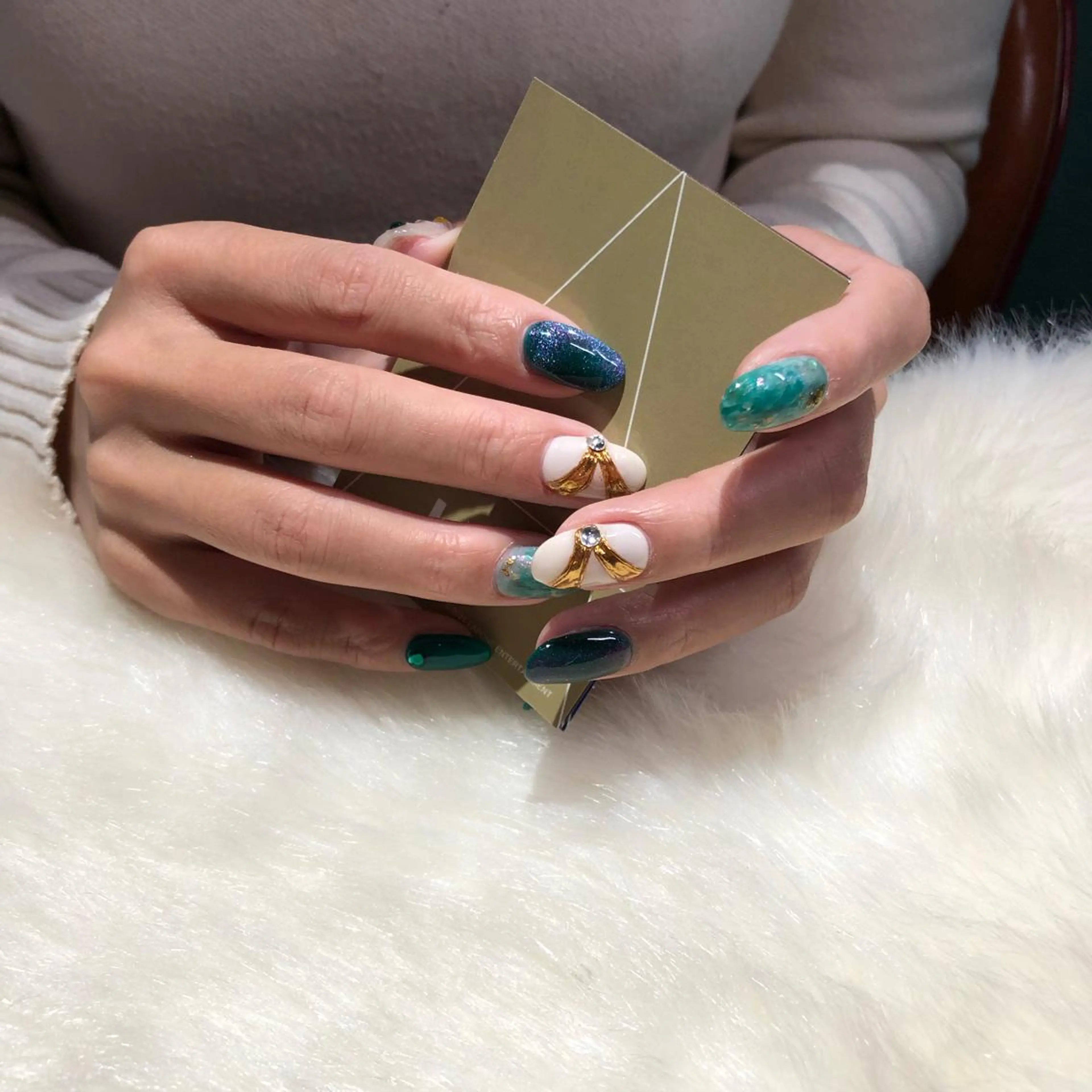 ネイル ハンドネイル フットネイル ハンドケア Nes.Nail所属・Miyagi Asamiのネイルデザイン