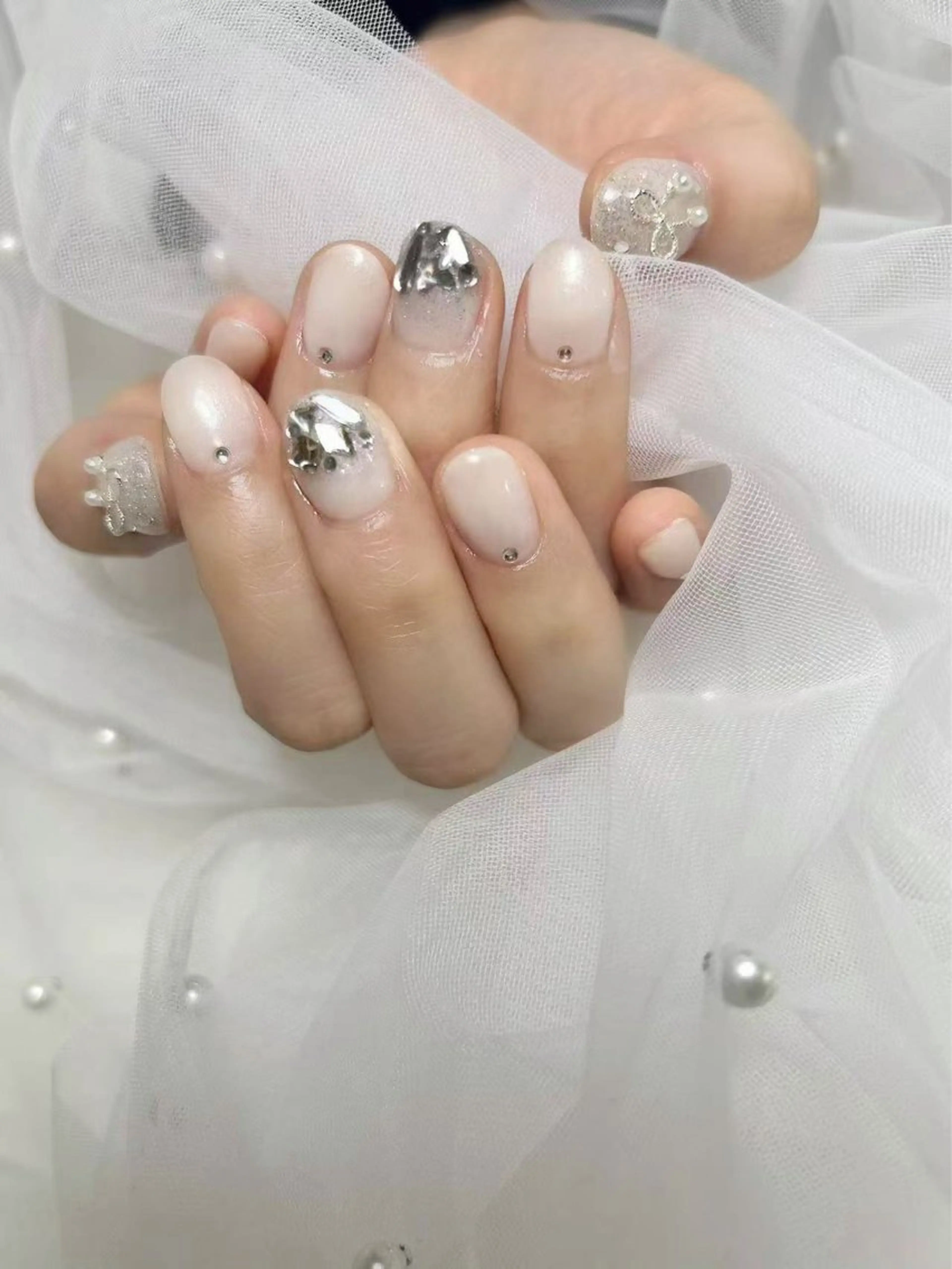 ネイル ハンドネイル 🌈 Laule'aのネイルデザイン